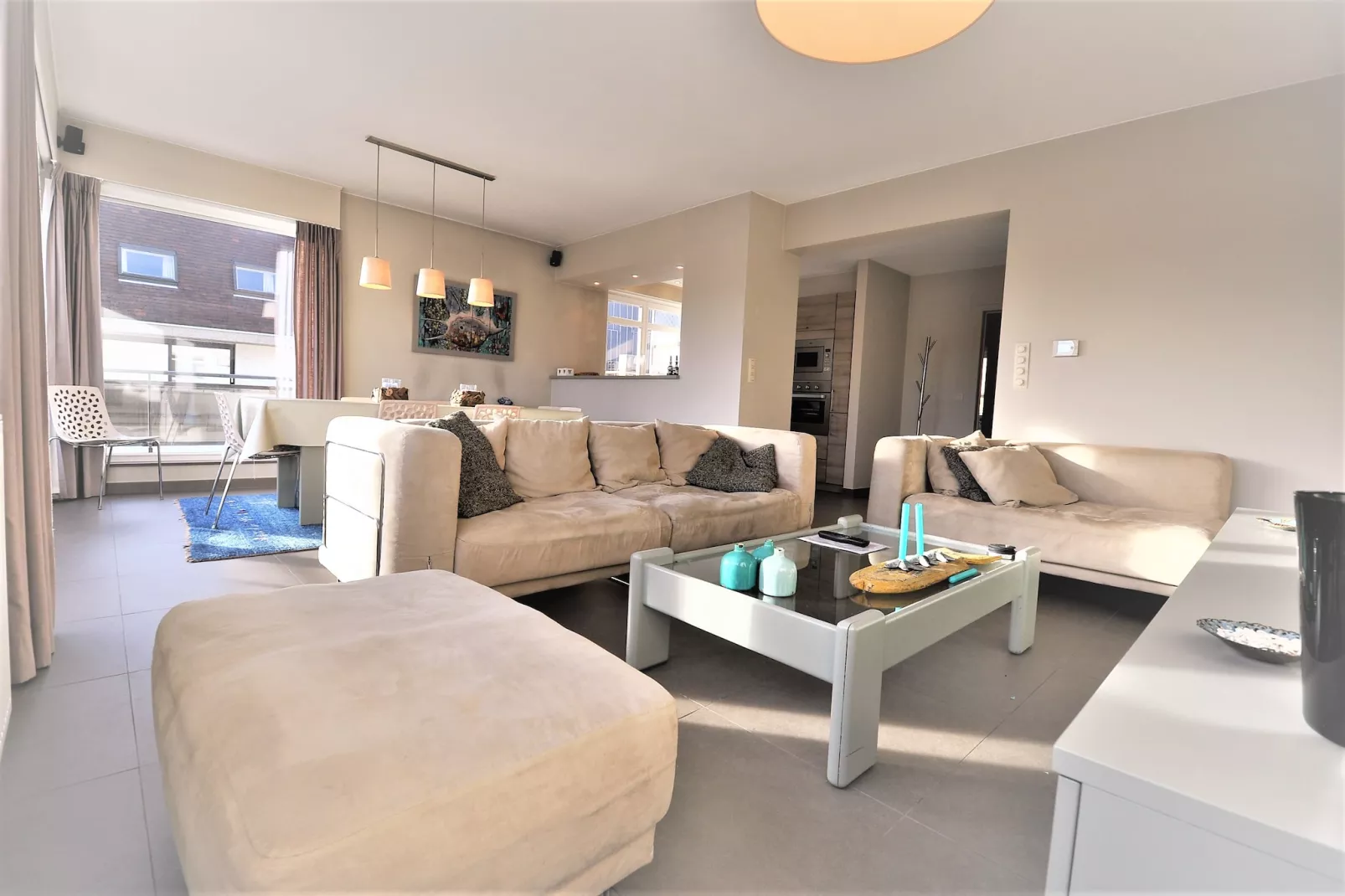 Mistral 21-Living room