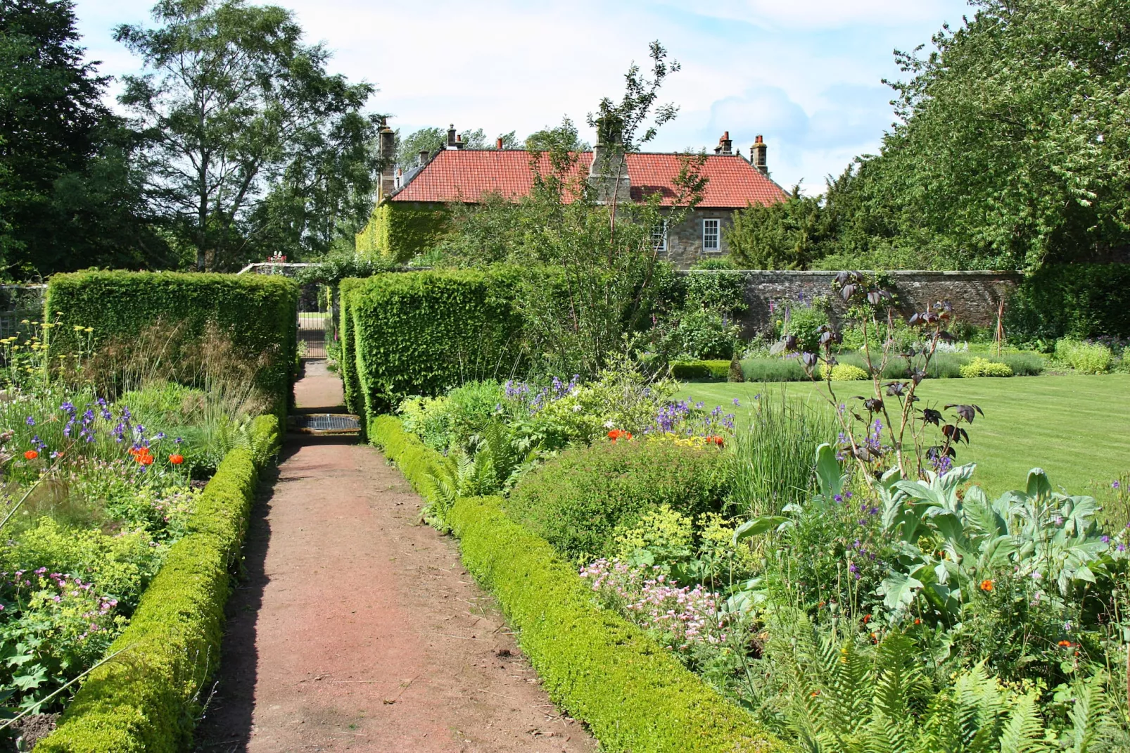Ingleby Manor - Courtyard Cottage-Image-tags.resort