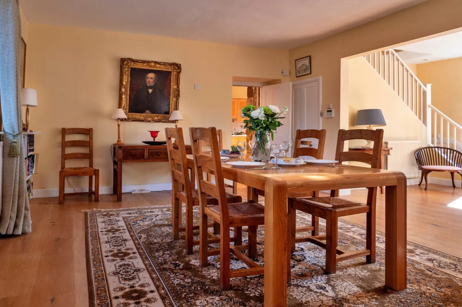 Lodge Cottage-Dining room