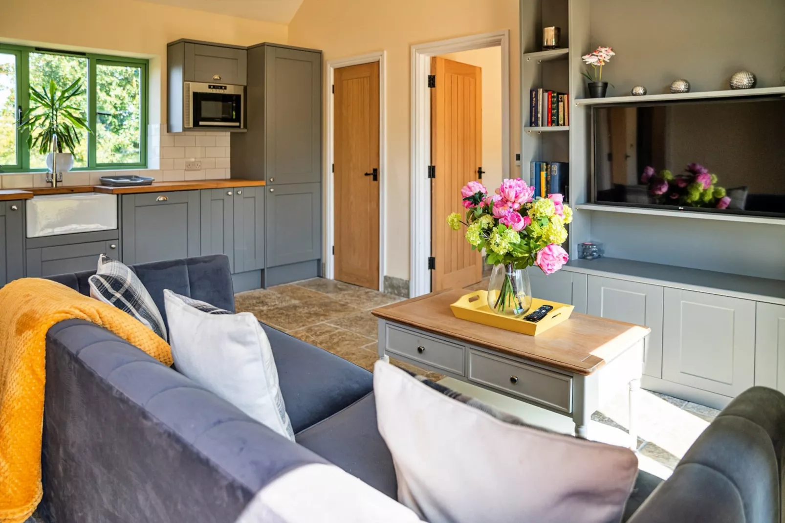 Little Rissington - The Annexe-Living room