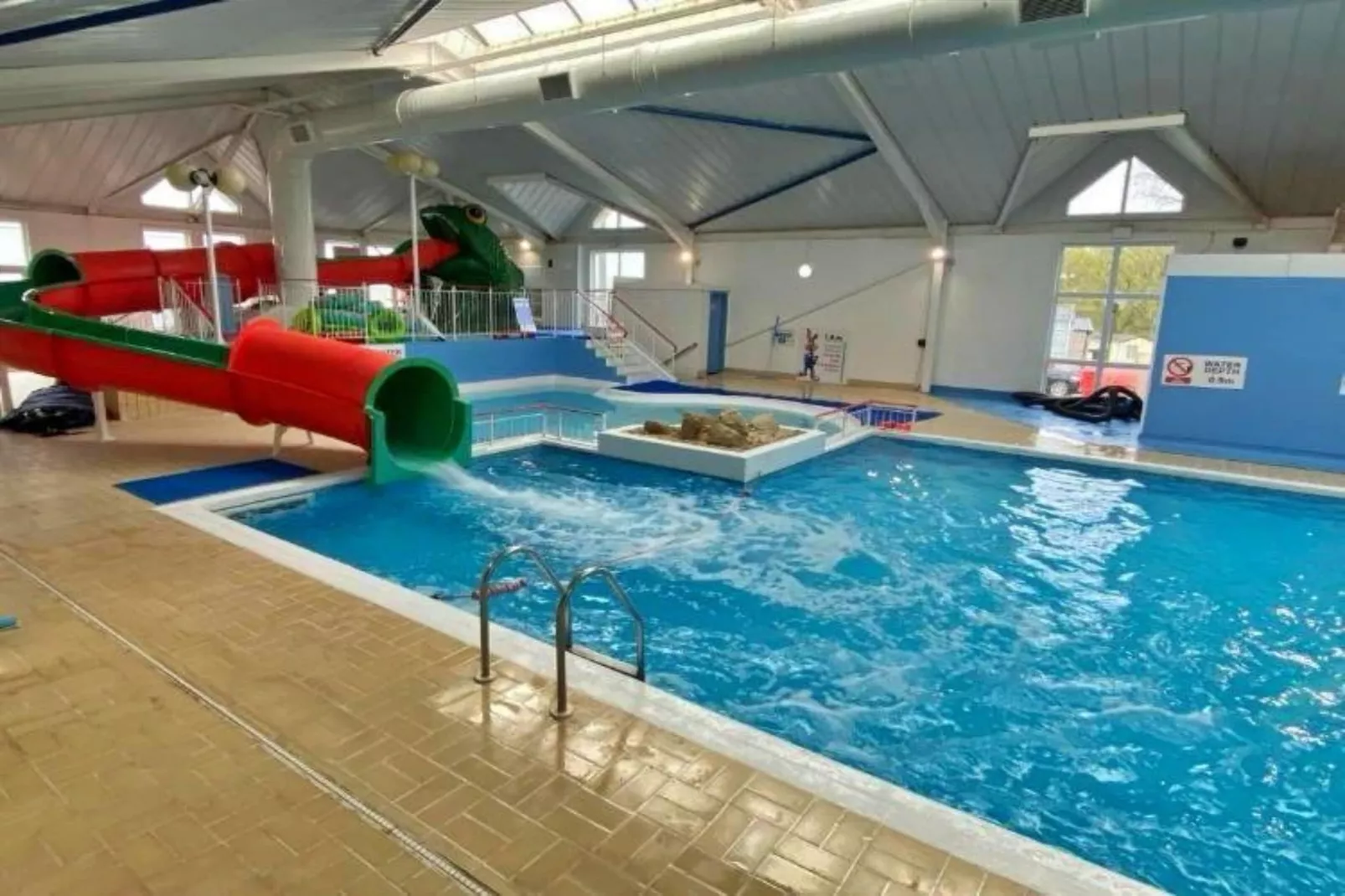 Beachlands-Pool