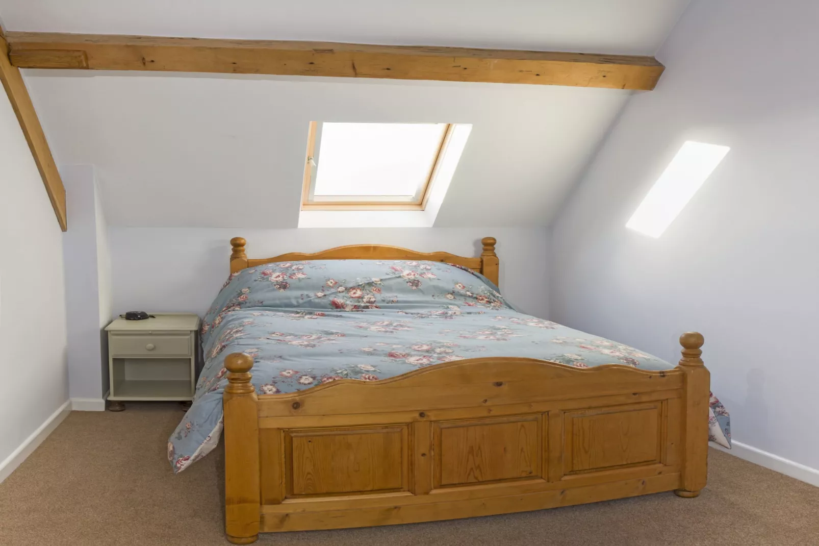 Owl Cottage-Bedroom