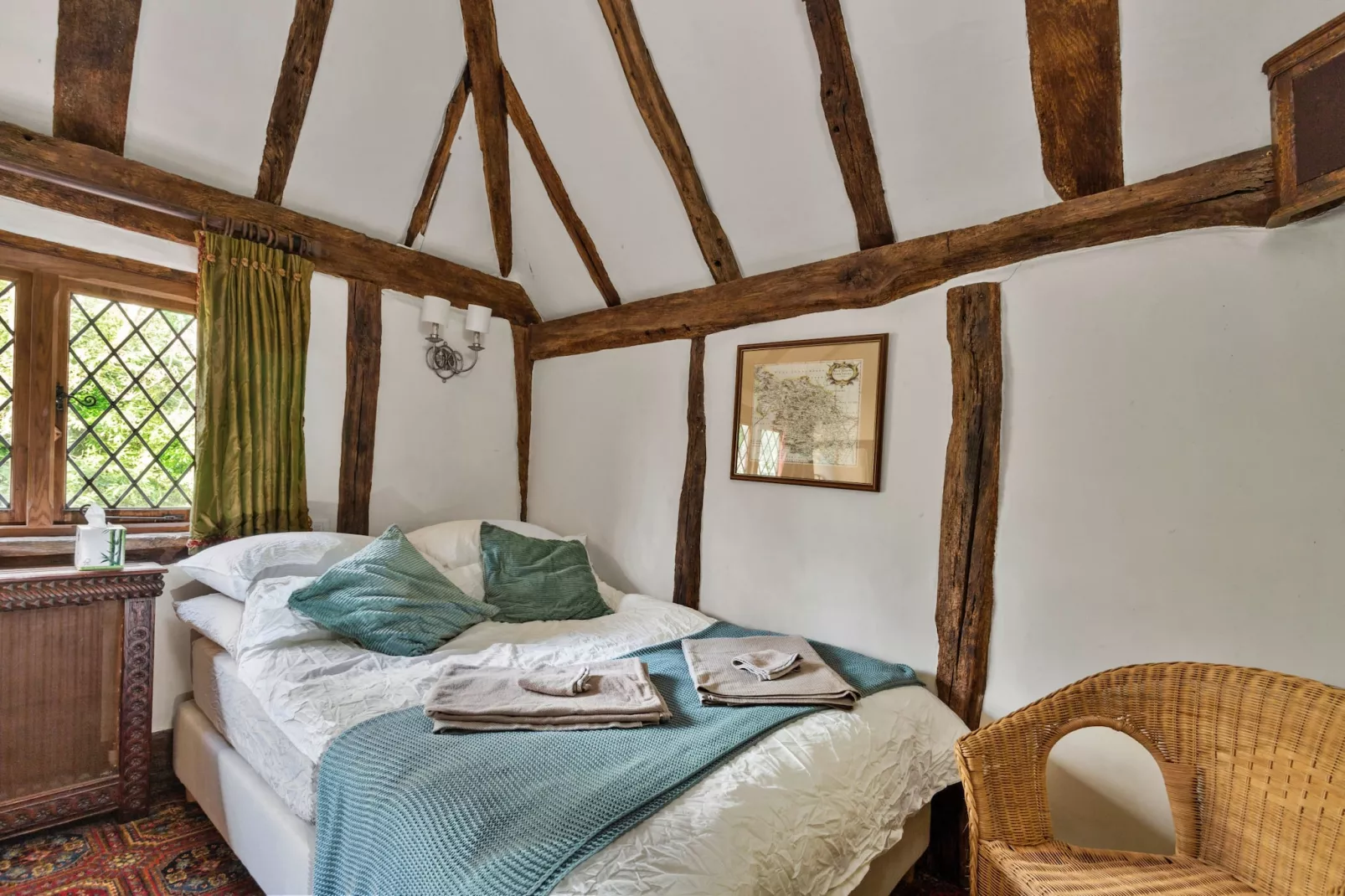 Sandhill Cottage with Hot Tub