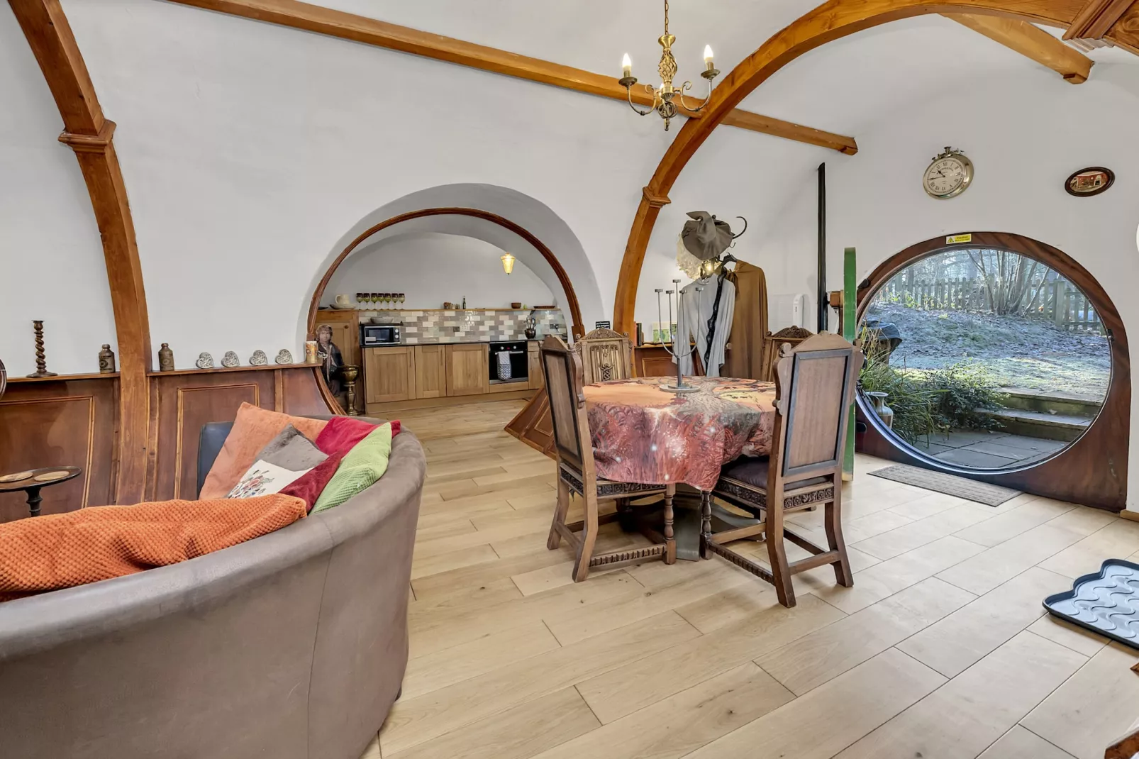 Pod Hollow-Living room