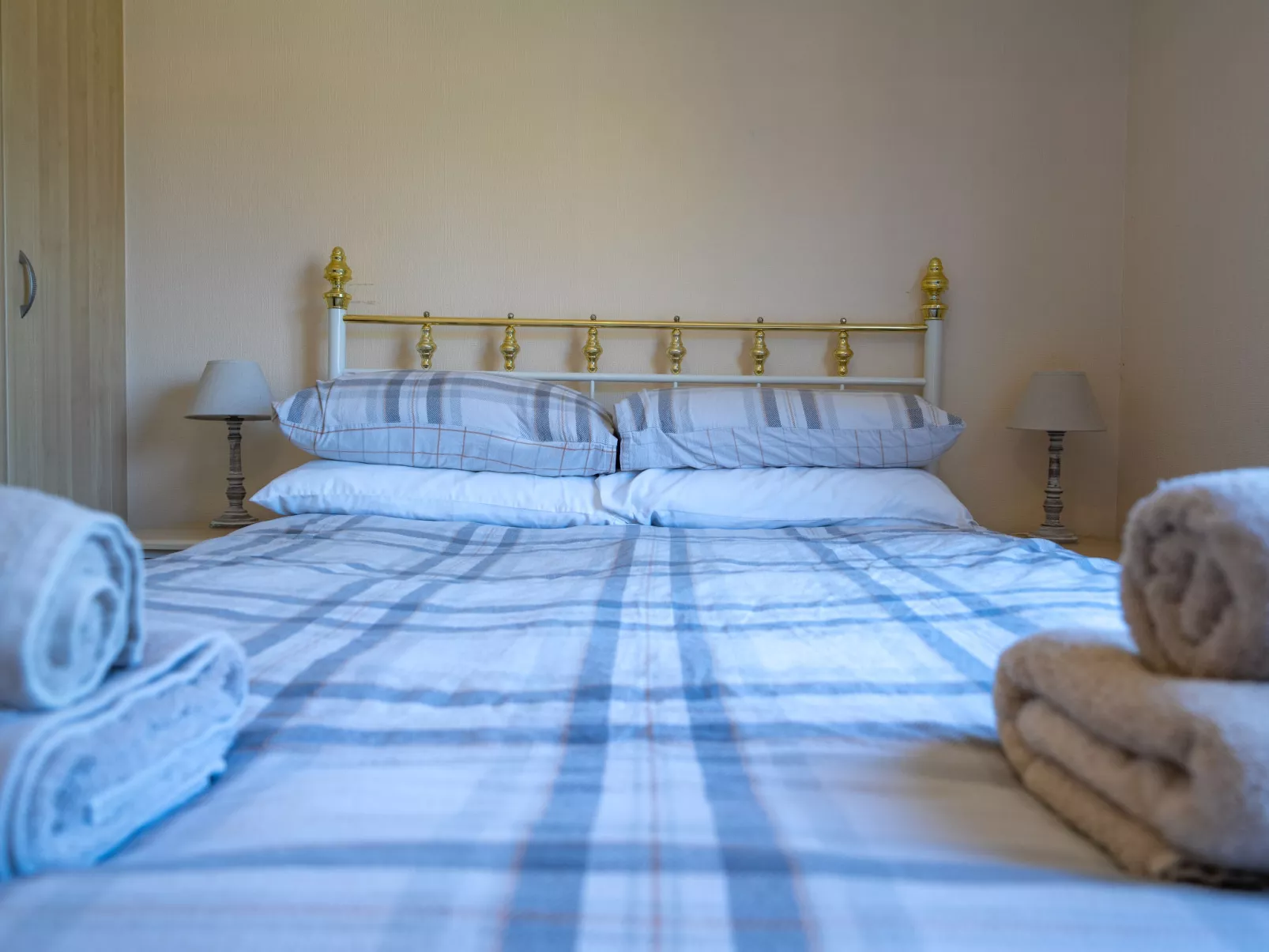 Capercaillie Lodge-Inside