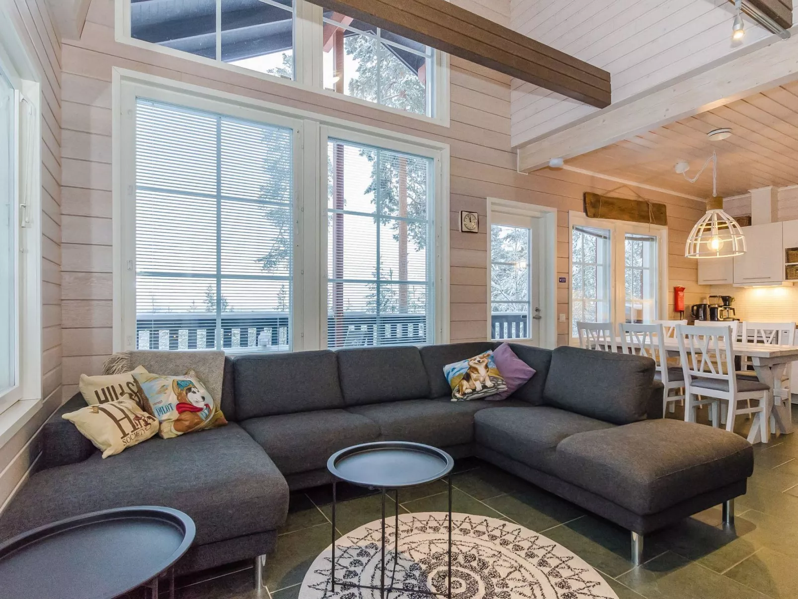 Blue lake villa-Inside