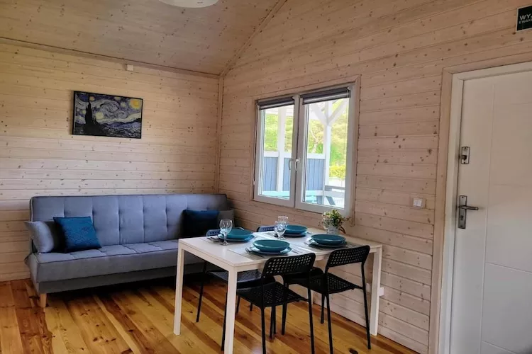 Parterowe domki wakacyjne Borne Sulinowo-Living room