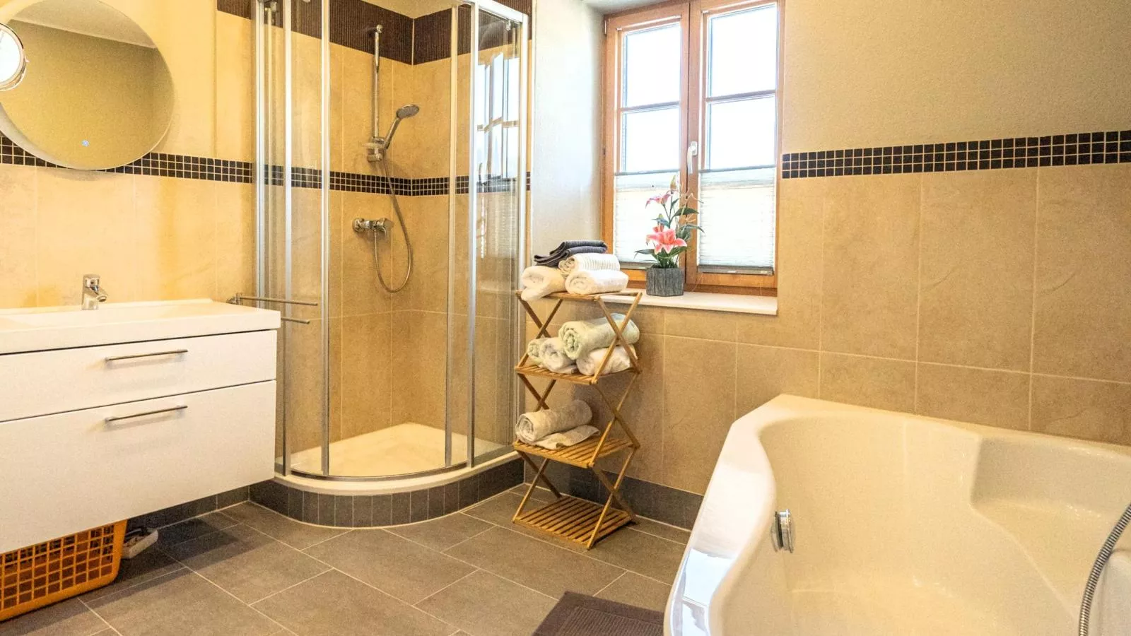 Residenz Aichwaldsee-Bathroom