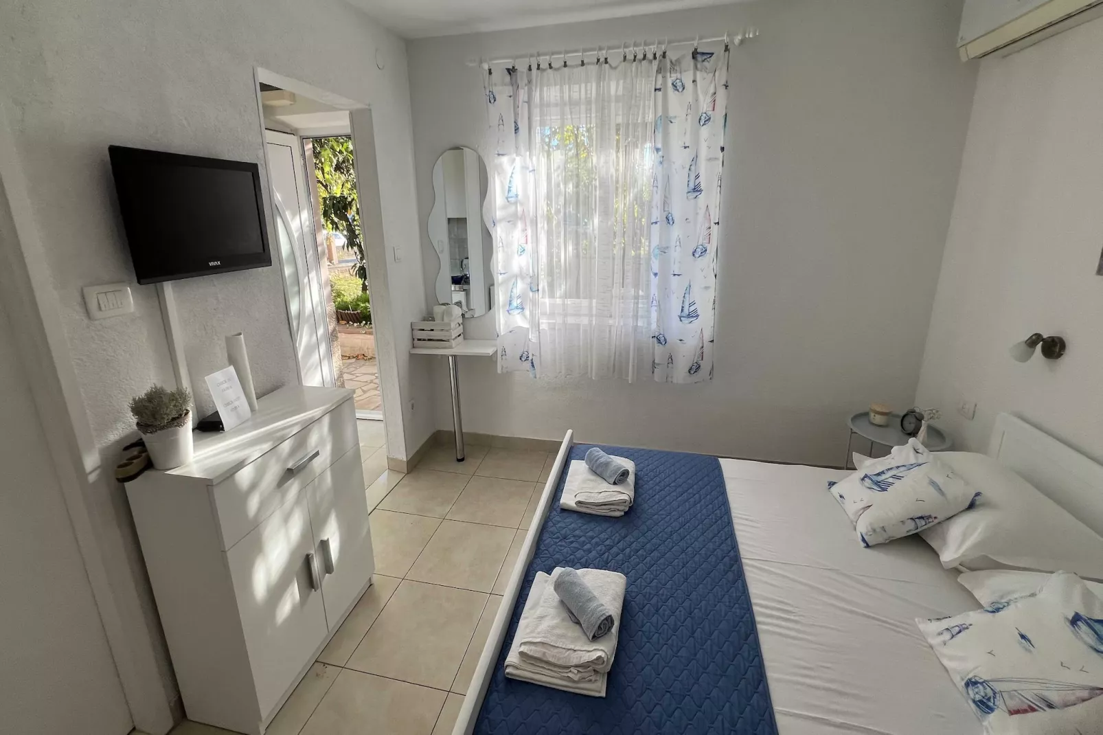 Apartmani Vela Makarska - Superior Studio Apartment-Bedroom