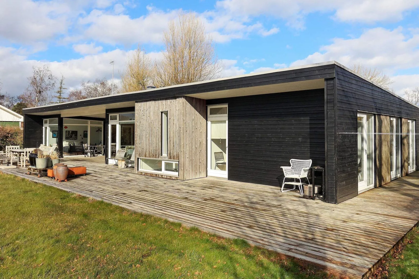 Helles Ferienhaus mit Spa -- By Traum Ferienwohnungen-Aussicht