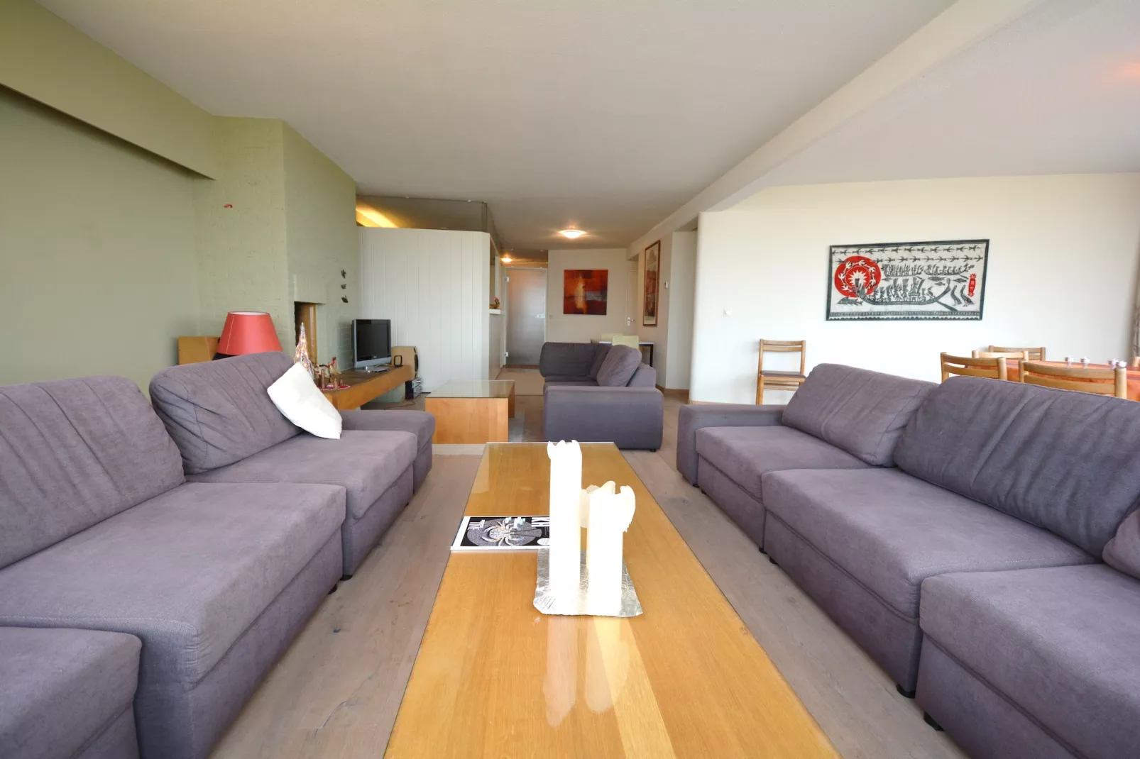 Spring Sun 31-Living room