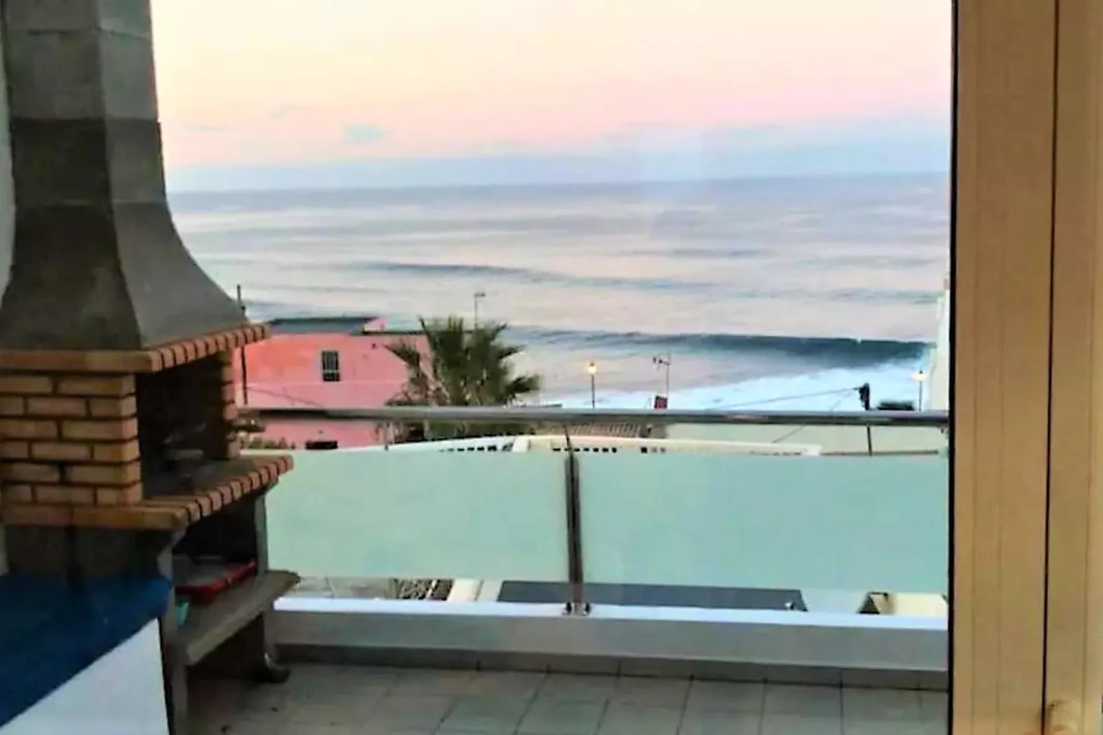 Apartamento en playa Las Carmenes-View summer