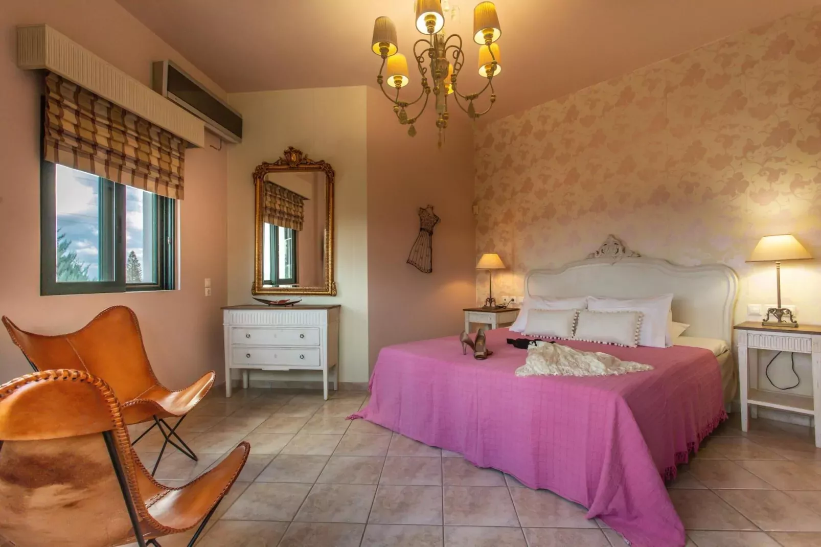 Golden Crest Villa-Bedroom