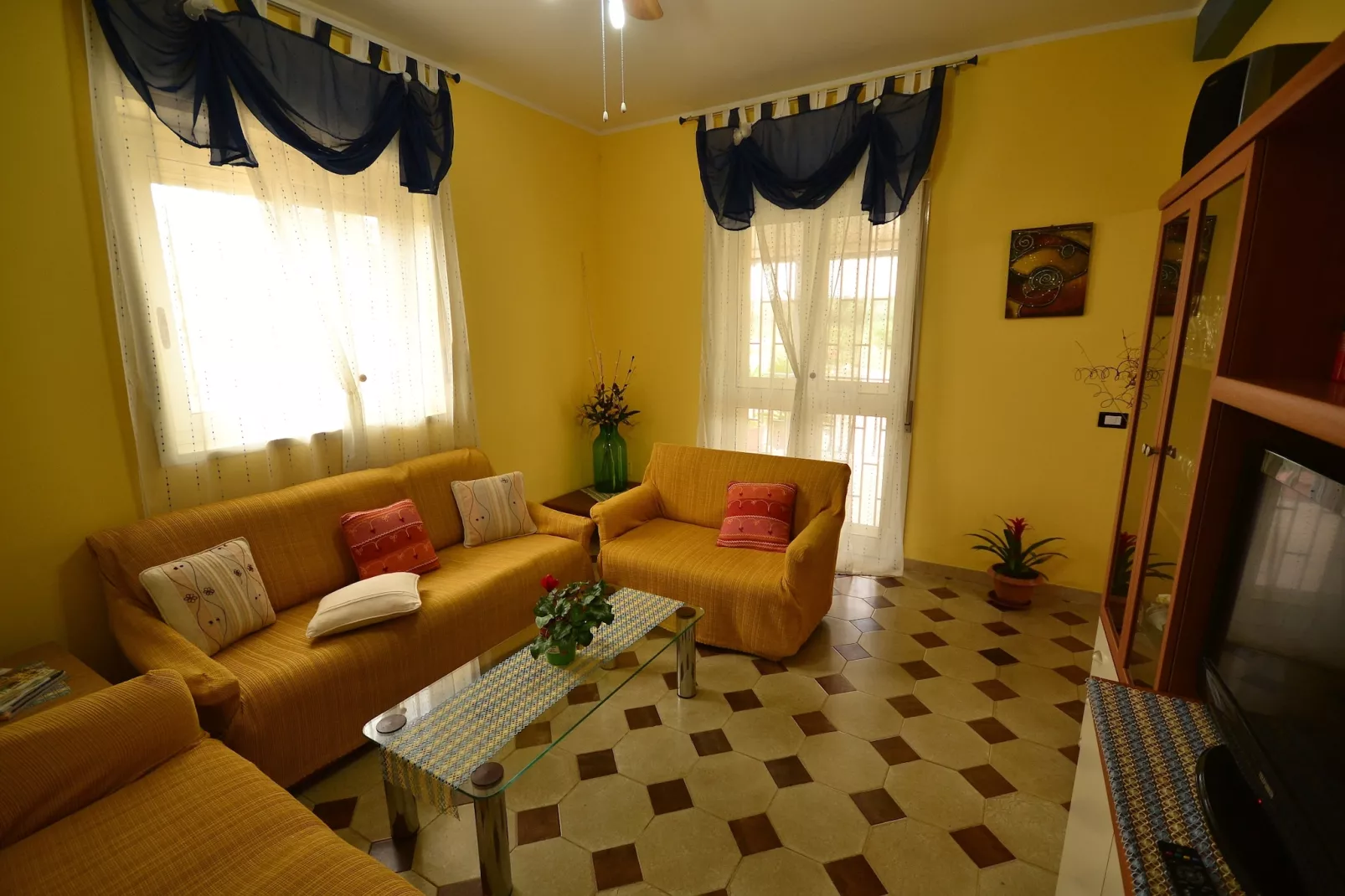 Villa Russo-Living room