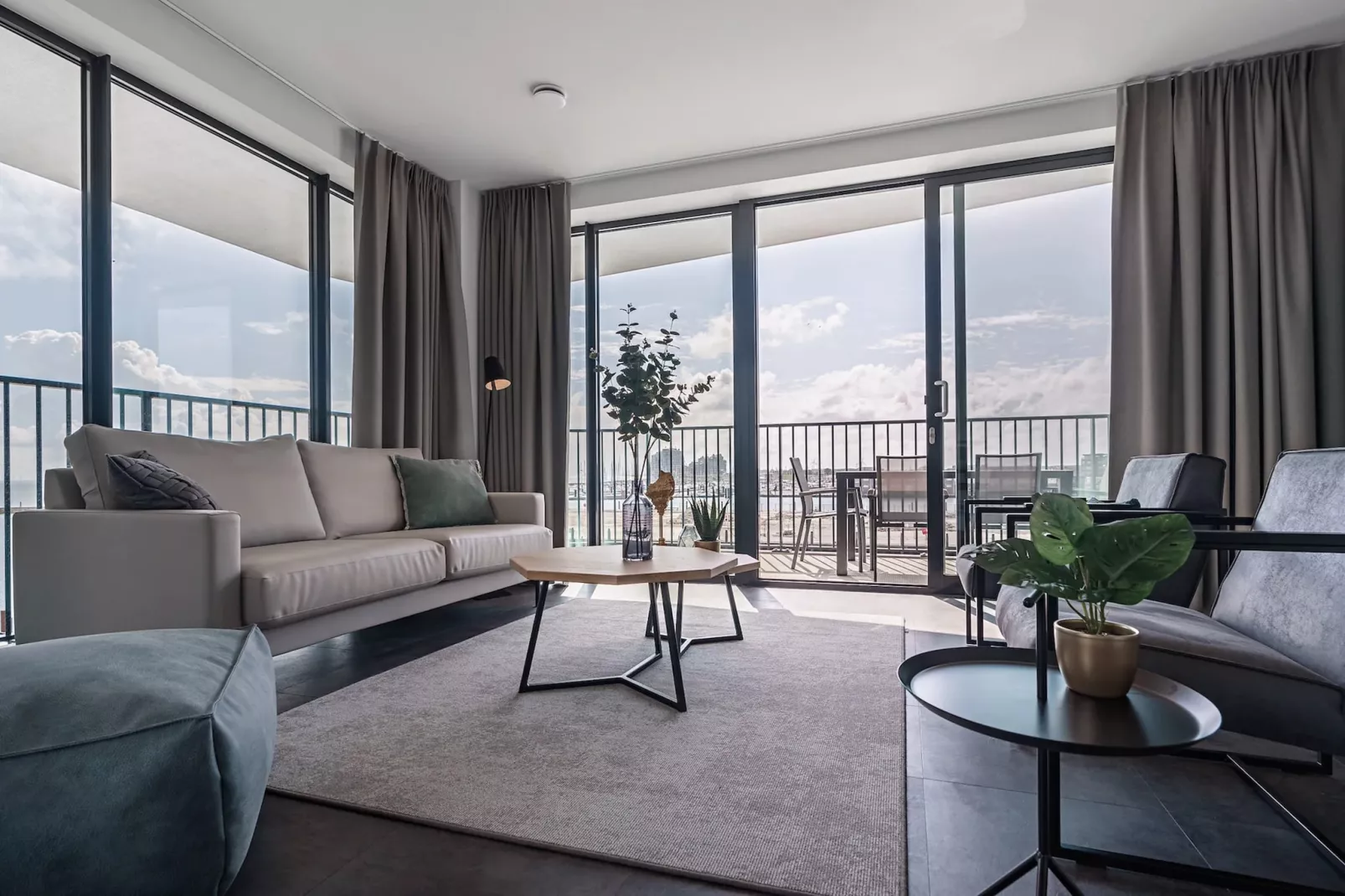 Breskens Apartments & Penthouses 10-Living room
