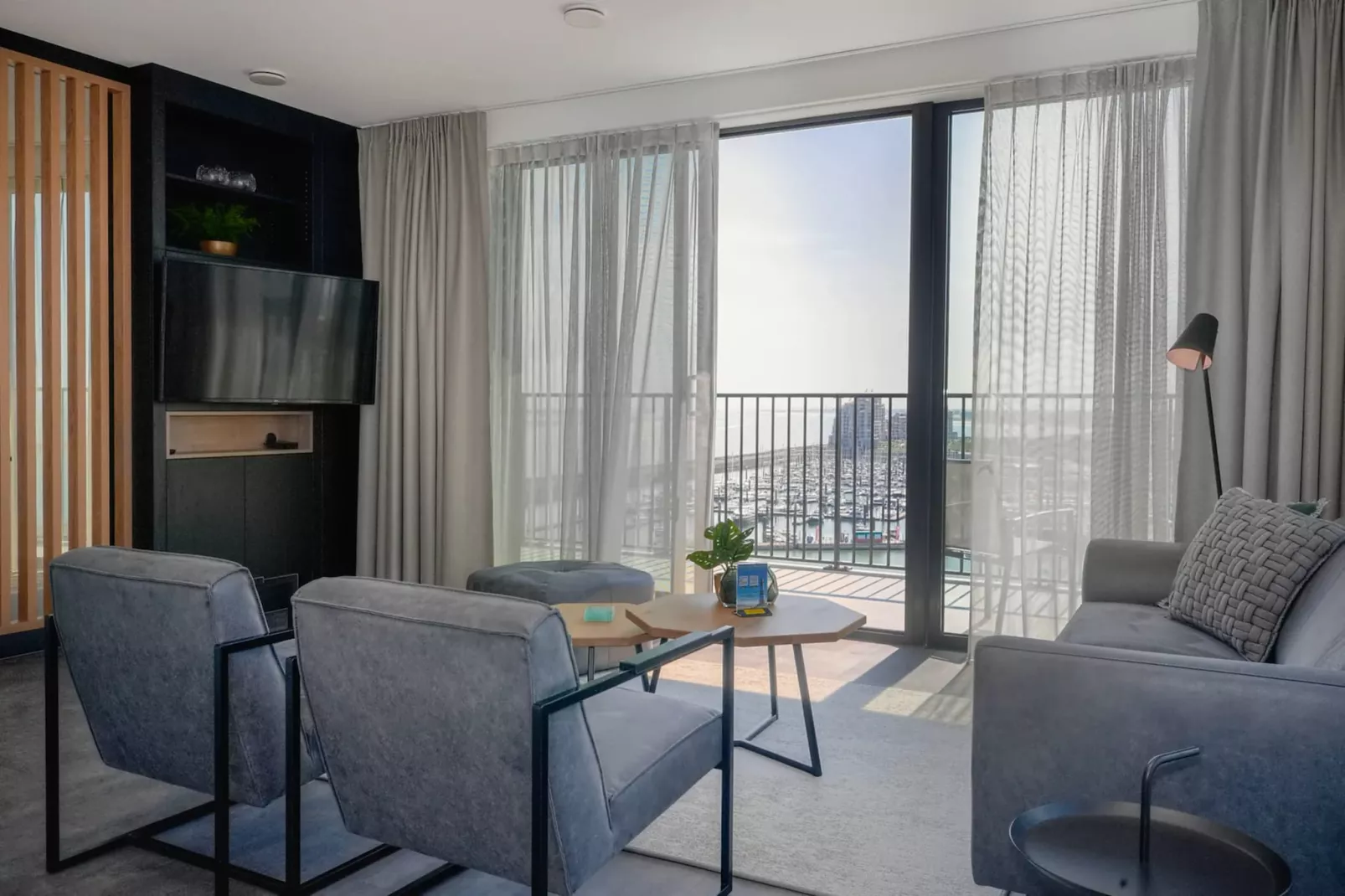 Breskens Apartments & Penthouses 14-Exterior summer