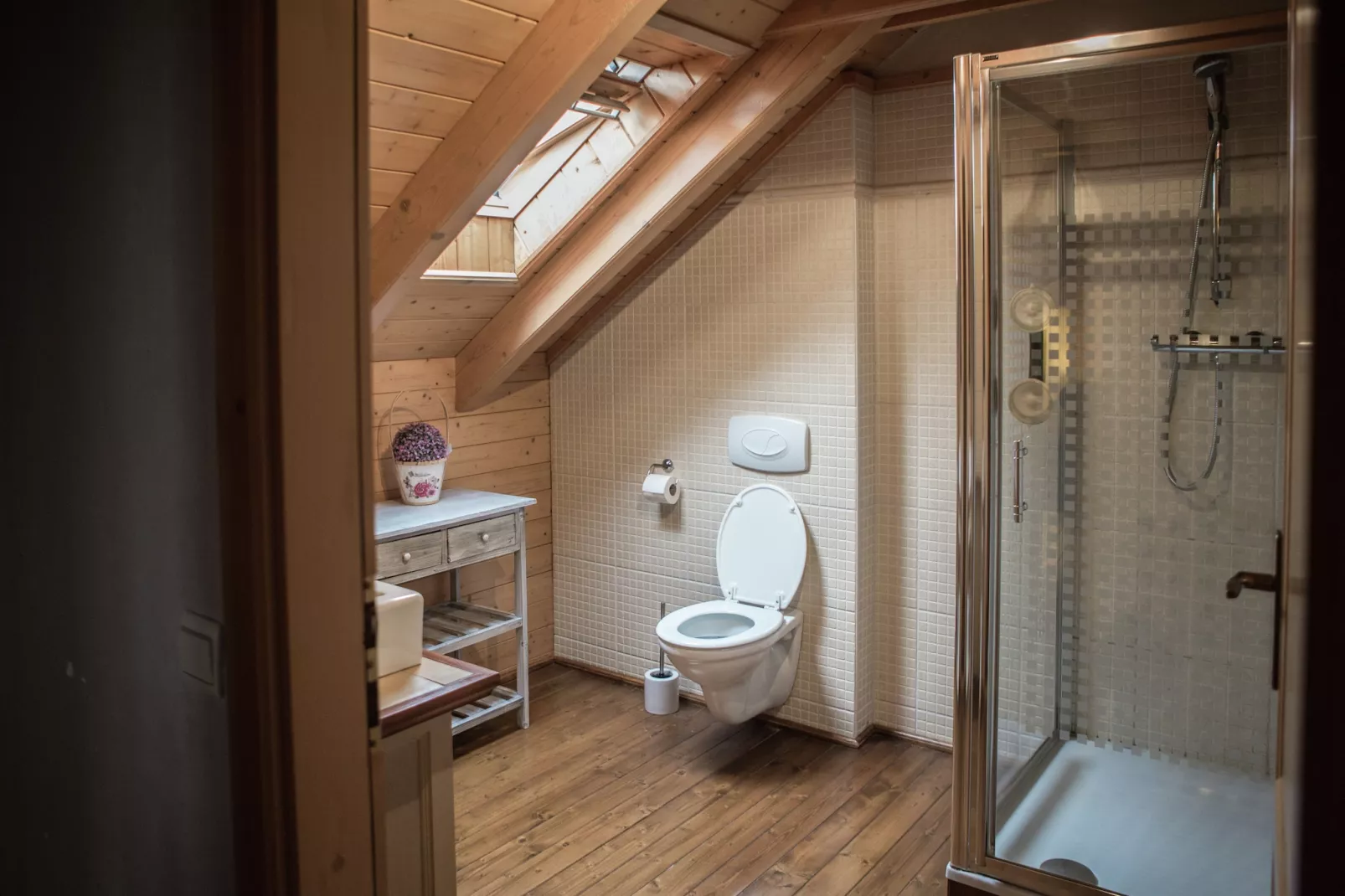 Chalet du Soleil-Bathroom