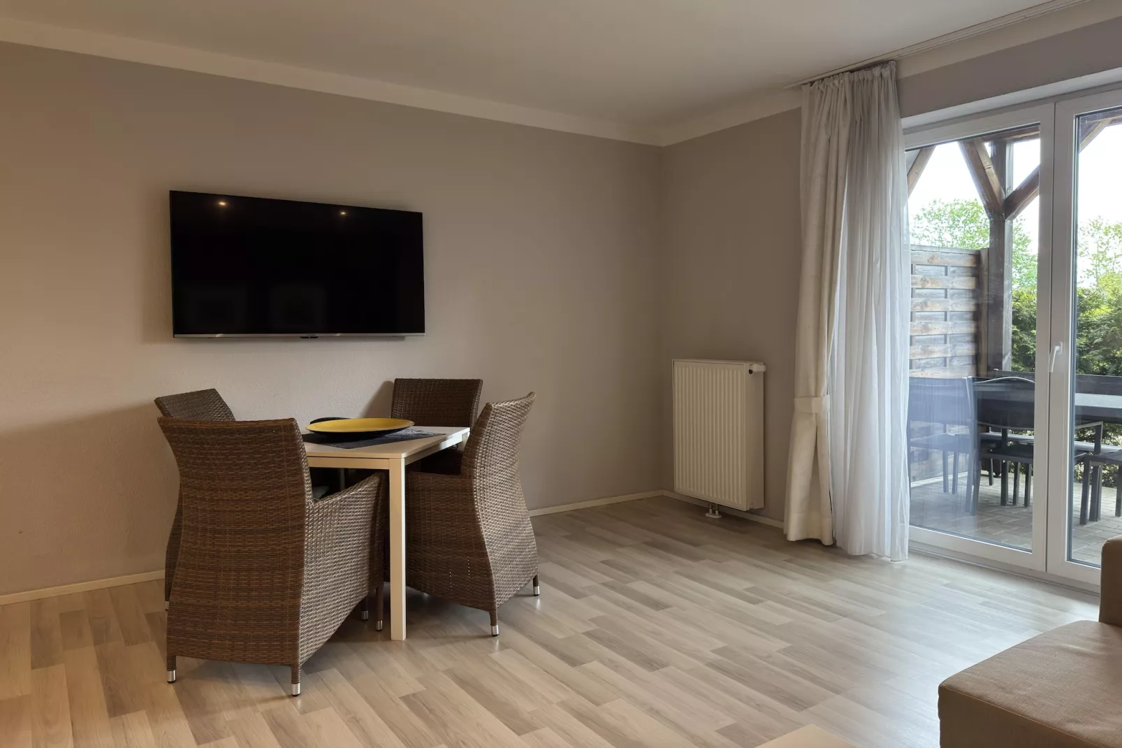 4 Personen App-Living room
