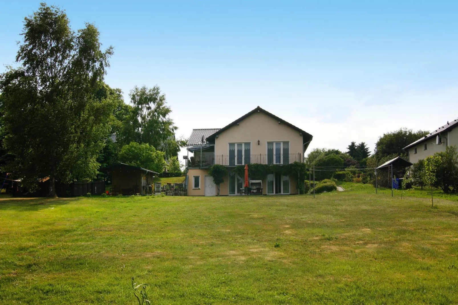 Appartement-Exterior summer