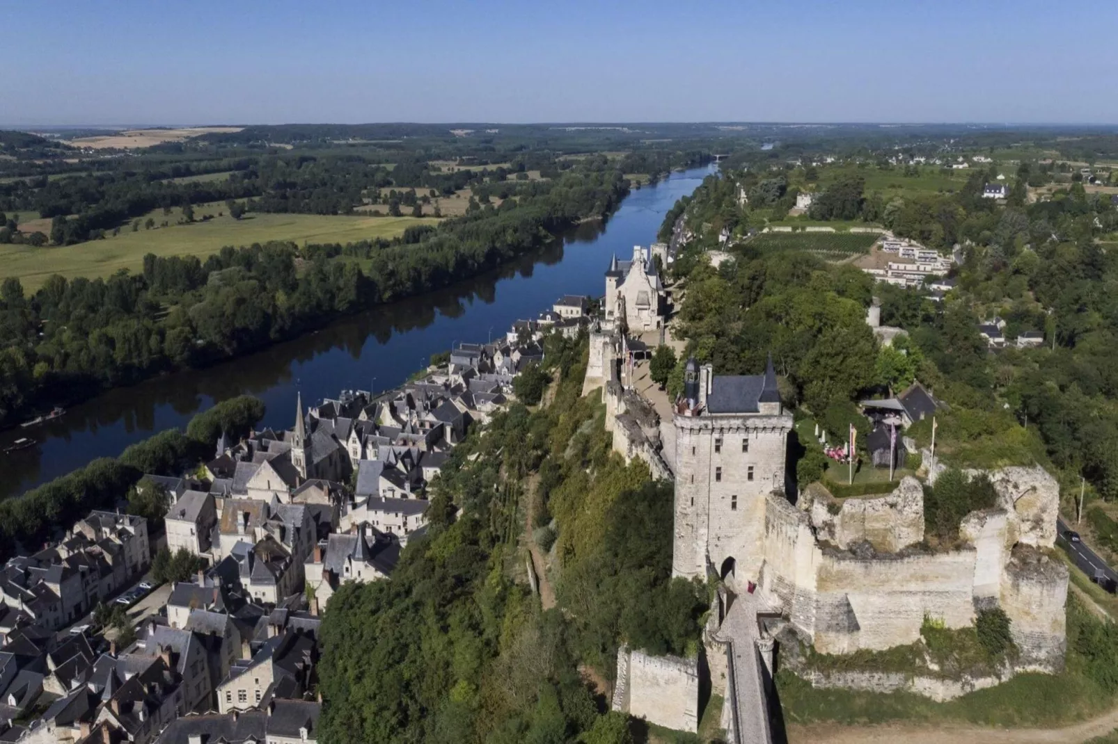 Le Clos Saint Michel 2-Areas summer 20km