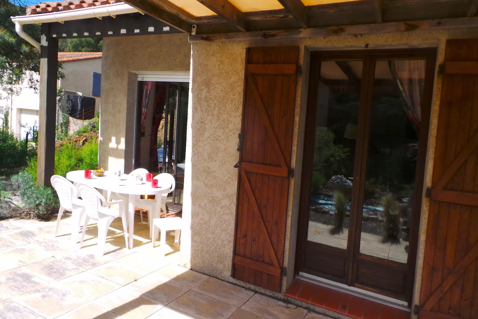 La maison Mer et Thermes-Exterior summer