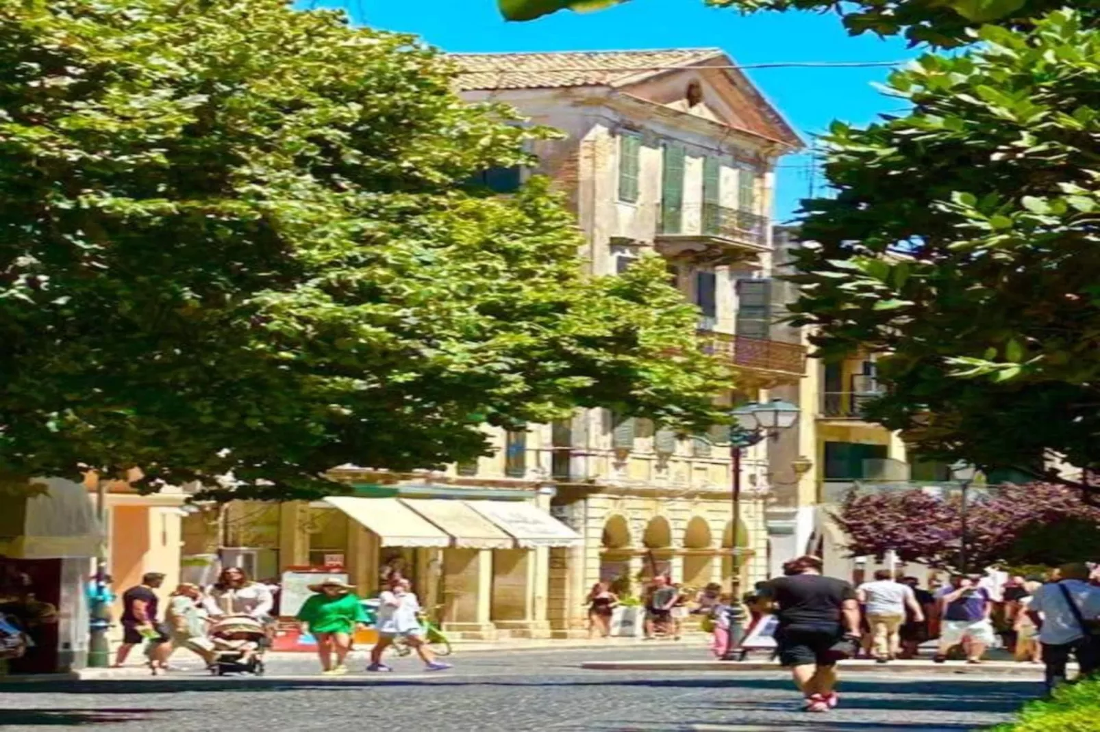 Benitses Apartment Corfu-Areas summer 20km