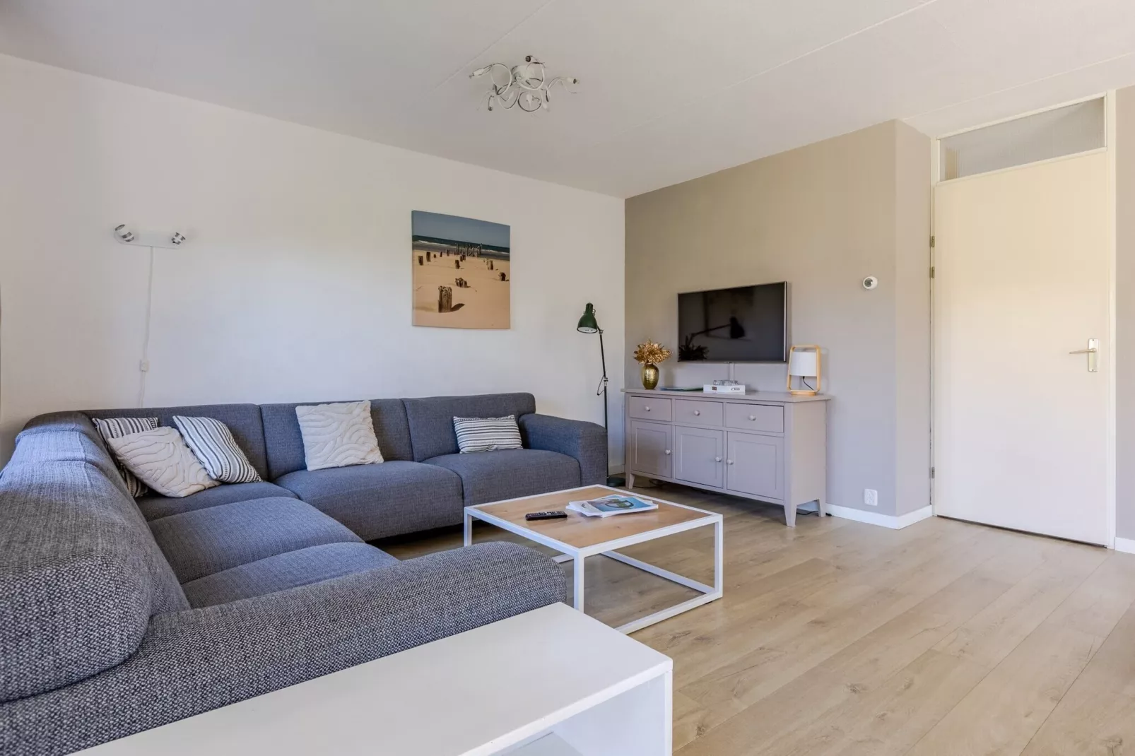 Buitenhof Domburg 12-Living room