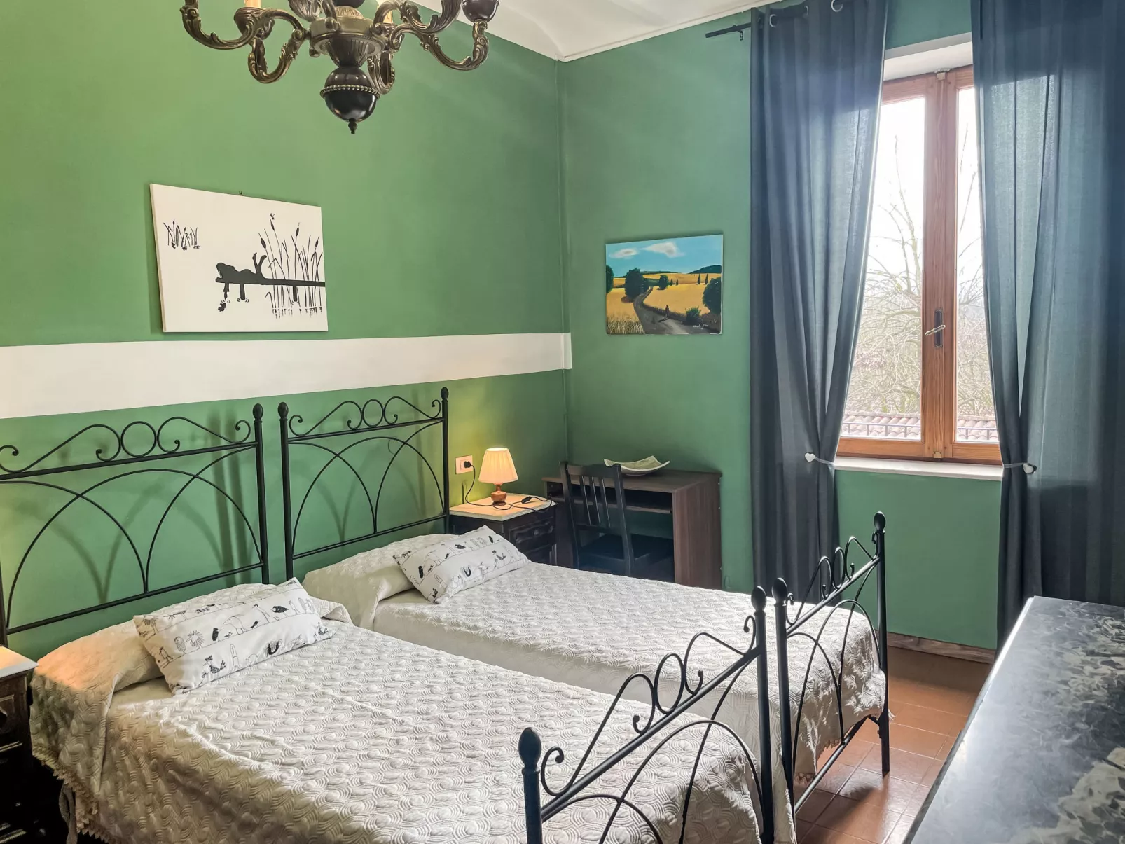 Il Cavaliere-Inside