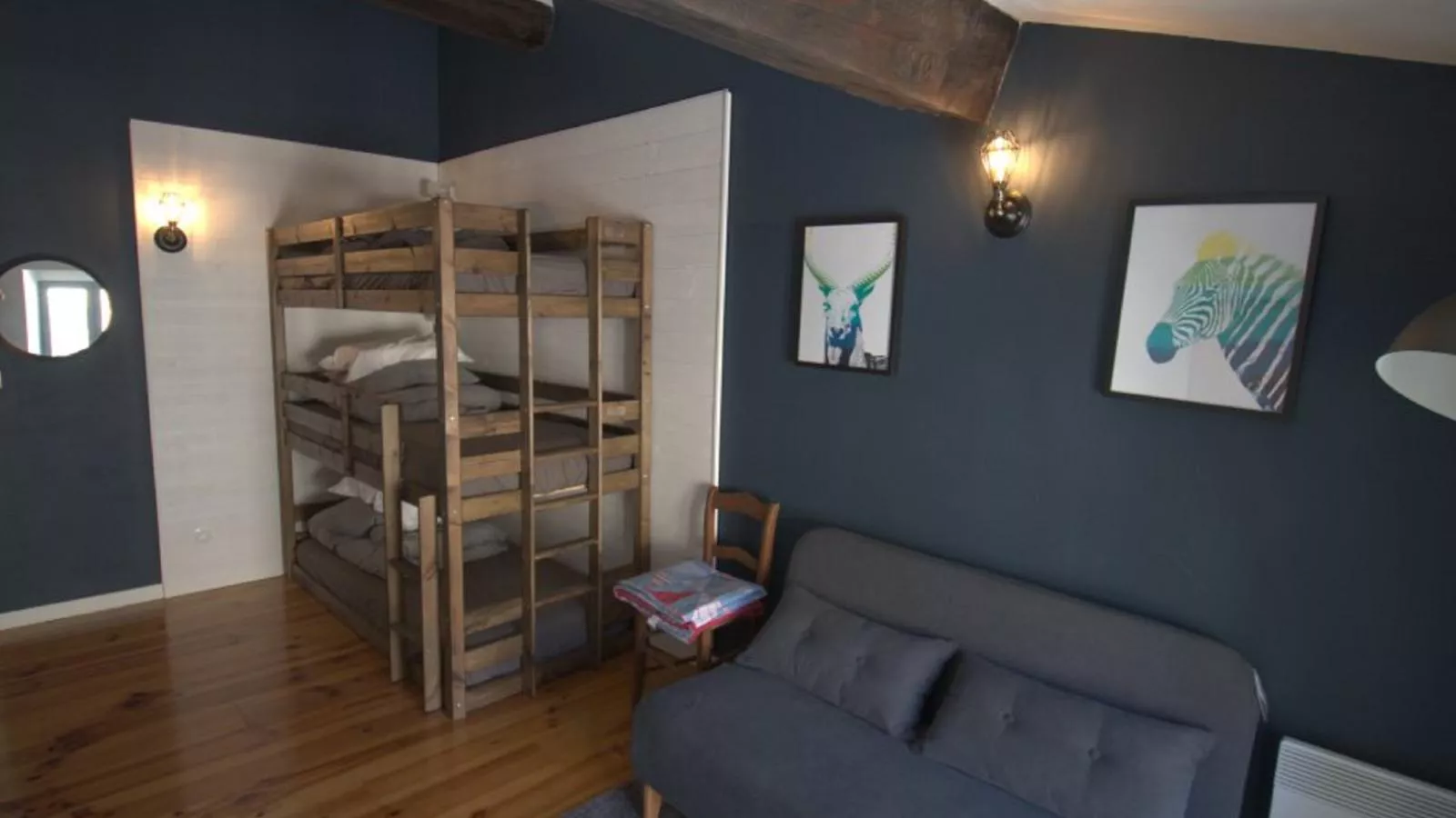 Lécurie-Bedroom
