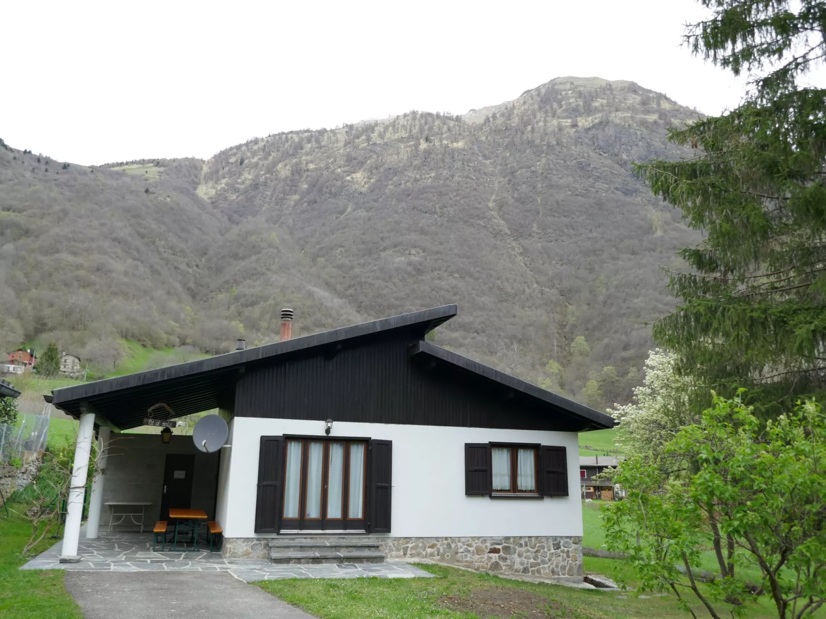 Chalet Al Portic-Draußen