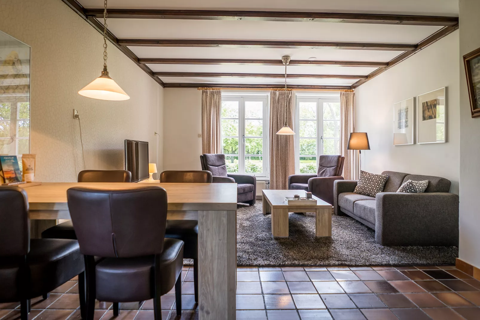 Appartement Hoeve Holland R1-Living room