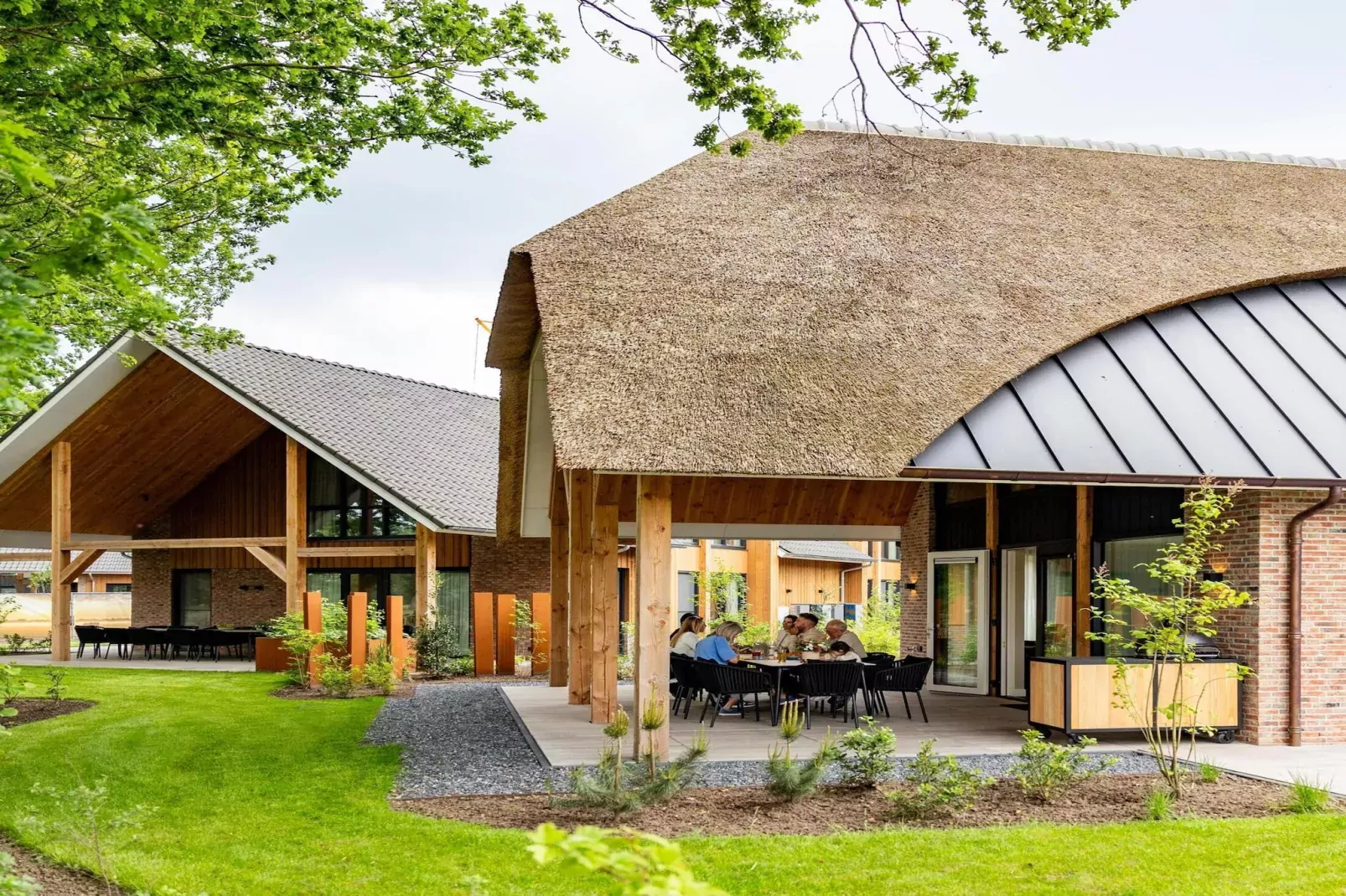 Bos Villa met Sauna  8 personen-Außenbereich Sommer