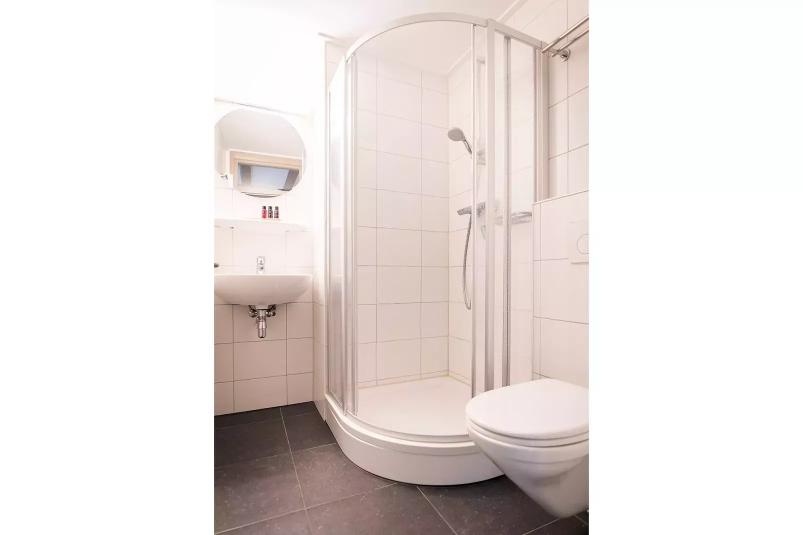 App Hoeve Holland S2-Bathroom