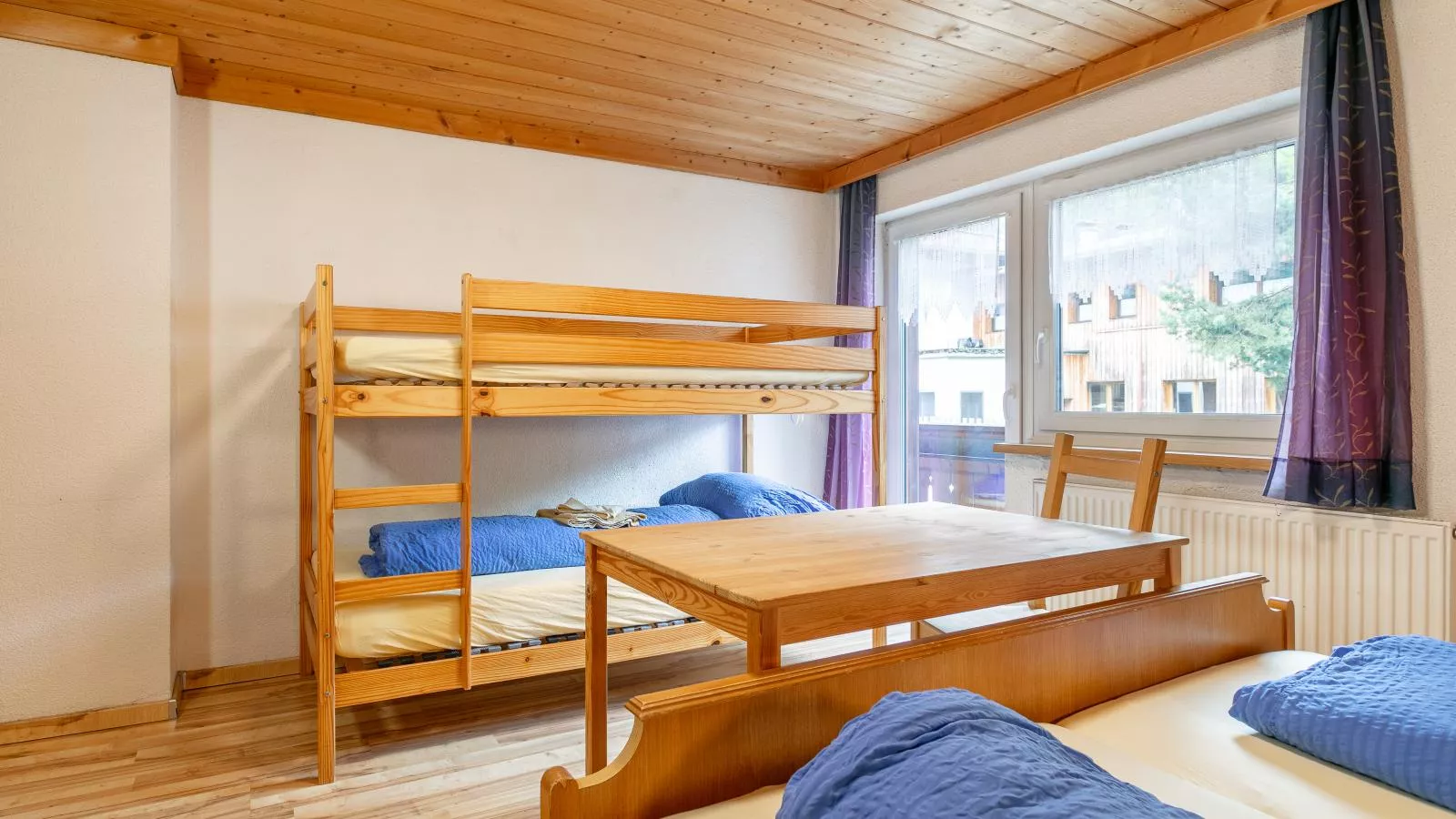 Haus Joachim-Bedroom