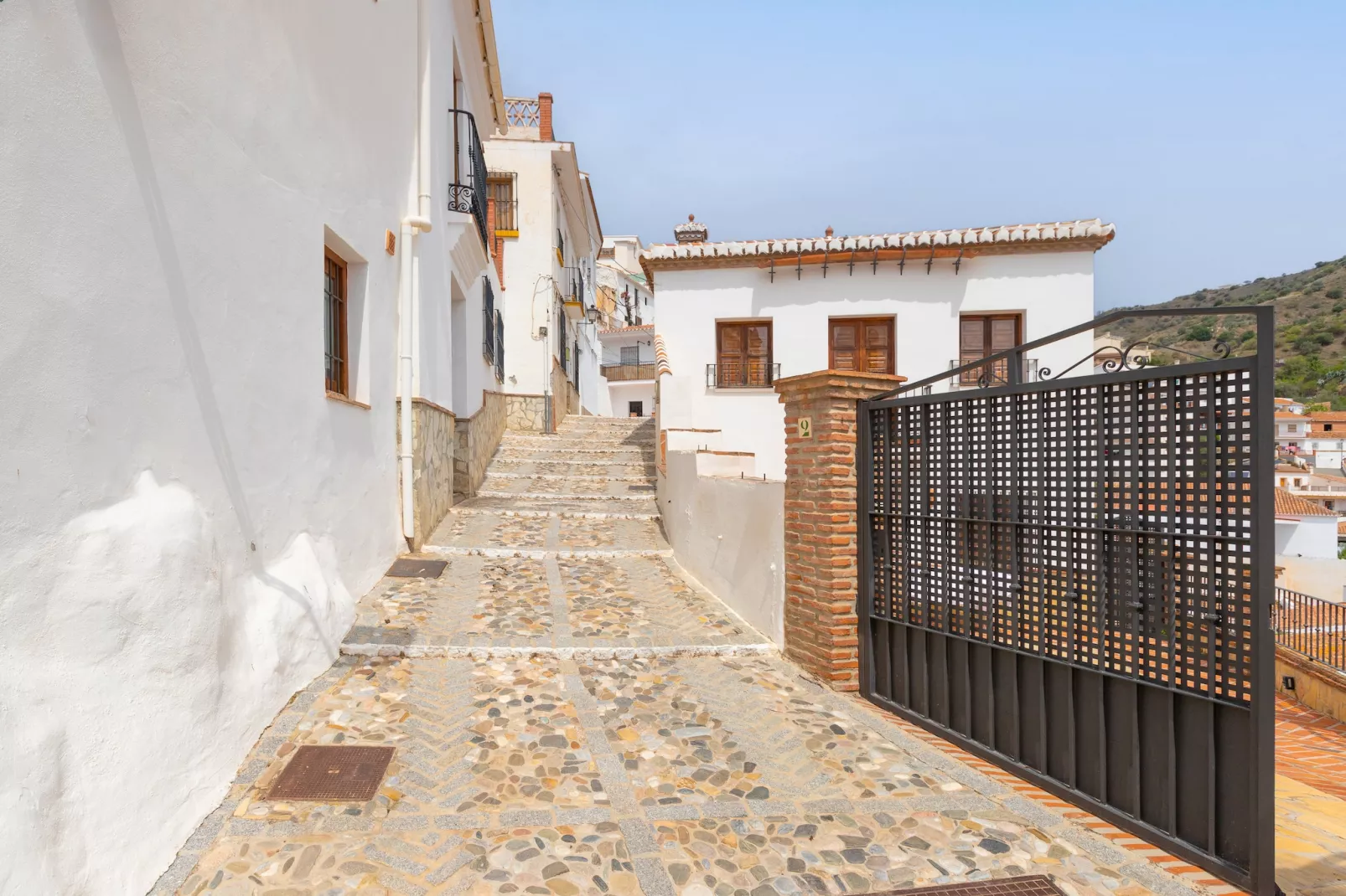 El Porton-Exterior summer