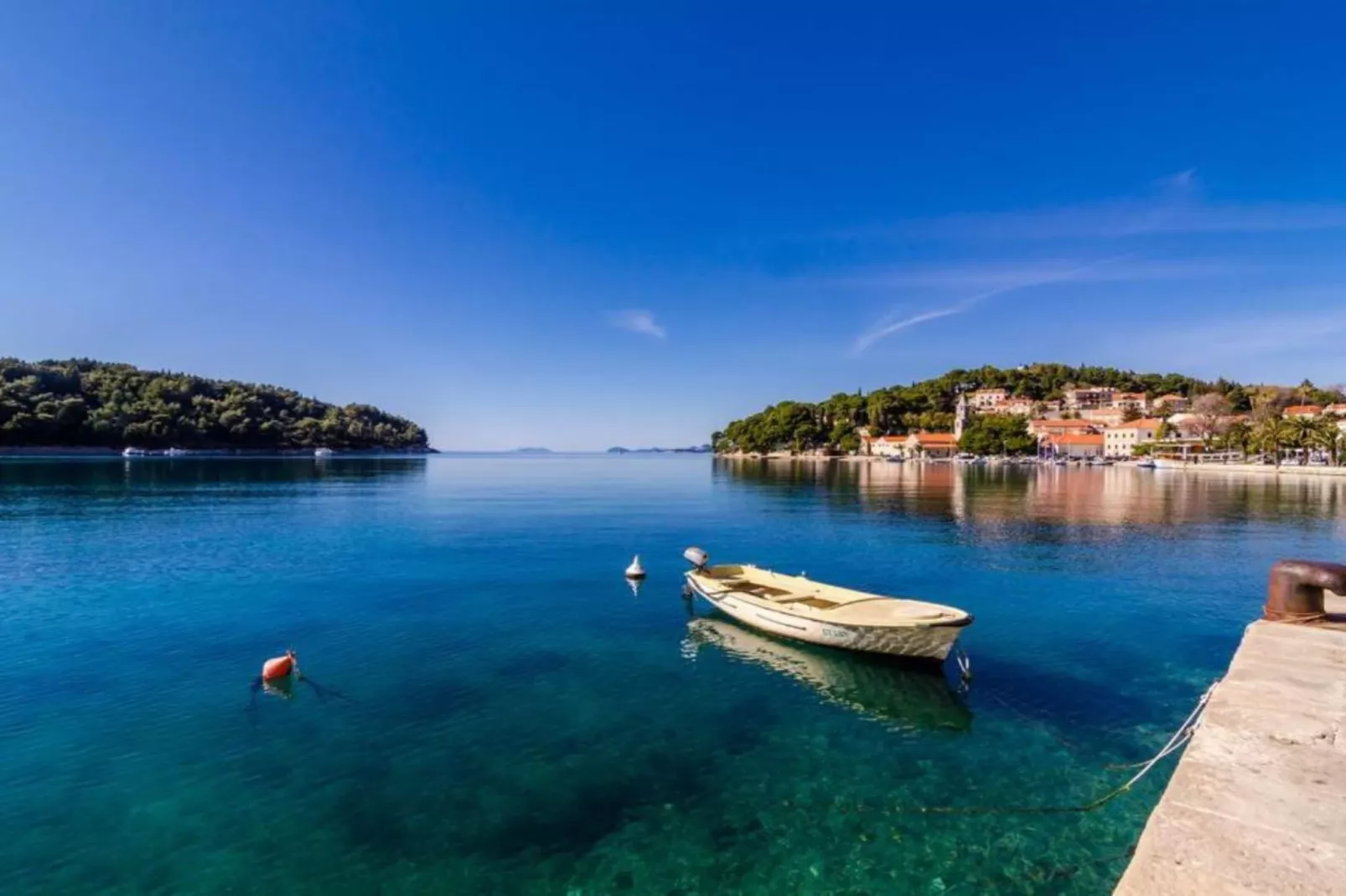 Apartments Villa Lukas - ''No.4'' One-Bedroom Apartment with Balcony and Sea View-Atmosphere