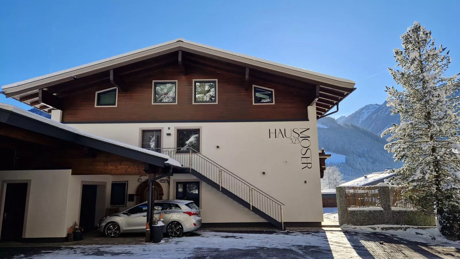 Moser-Exterior winter