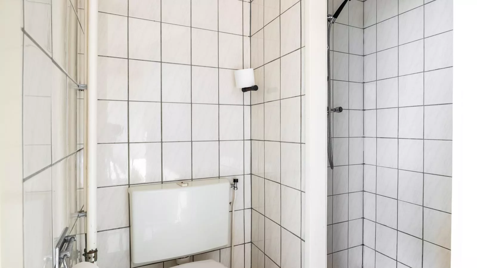 De Kaag Watersport Groepsaccommodatie - 80 pers-Bathroom