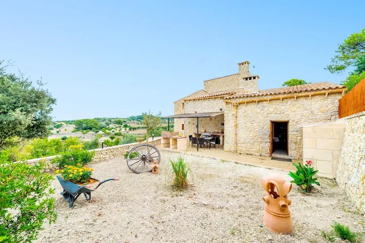 Sa Serra-Exterior summer