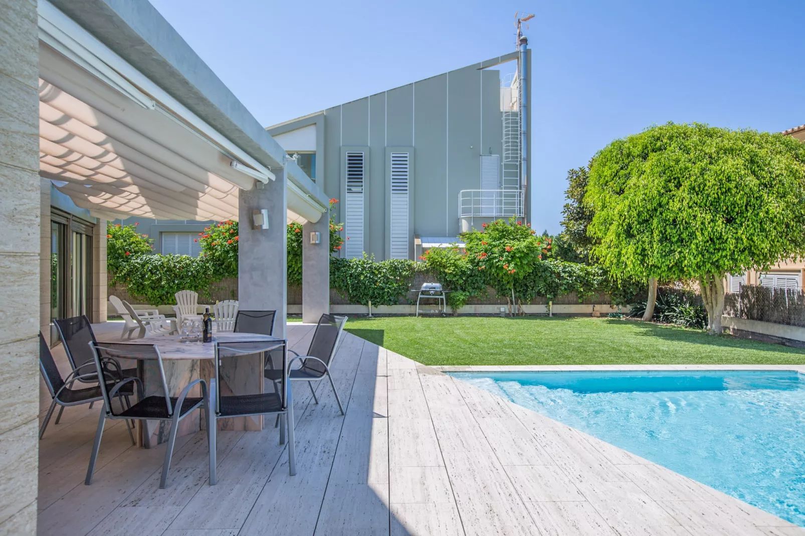 Villa Agusmar-Exterior summer