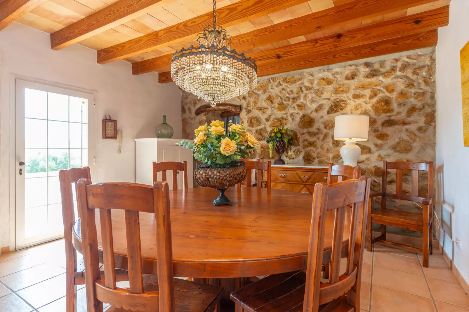 Son Orlandis-Dining room