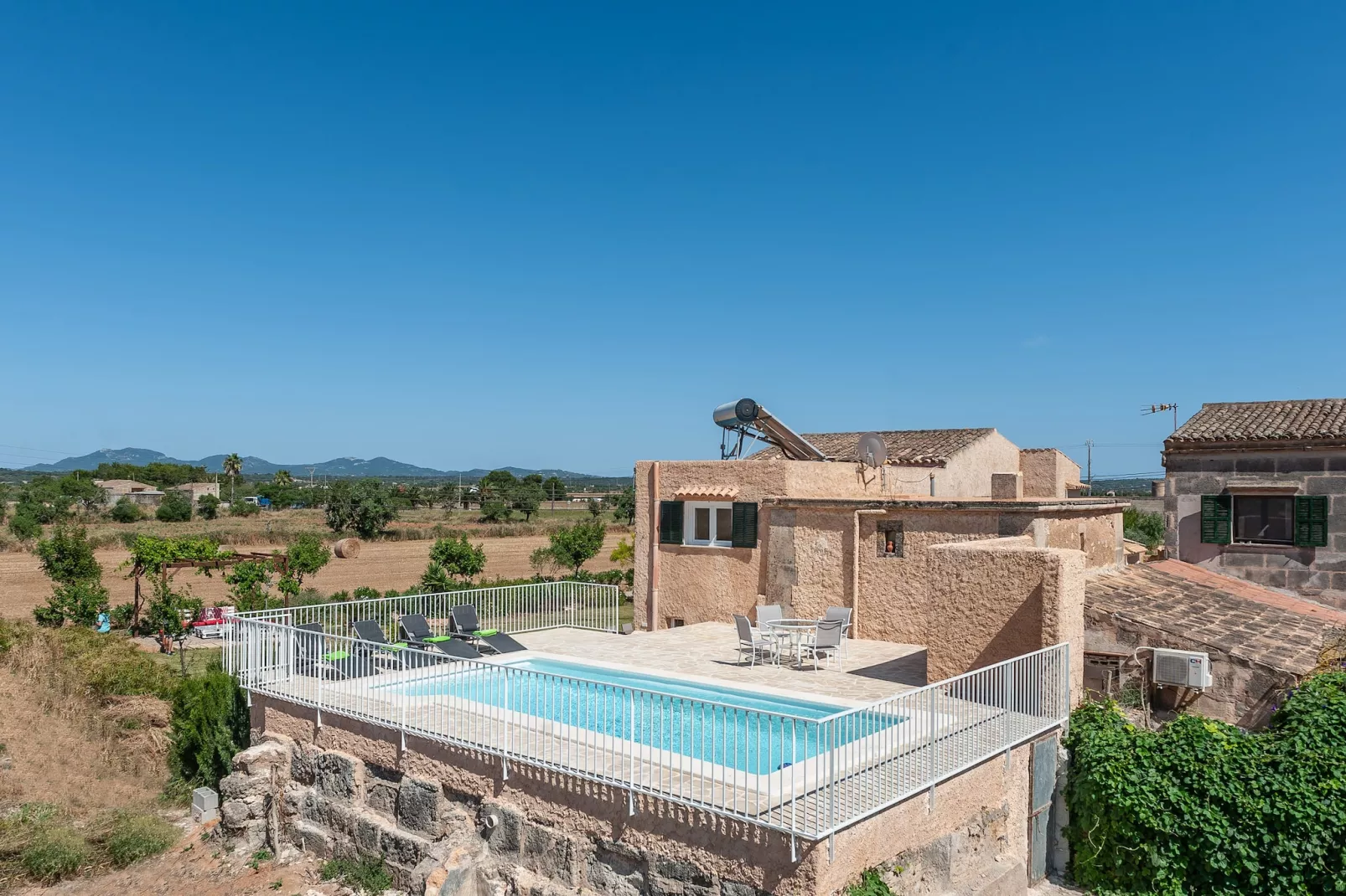 Ses Barreres-Exterior summer