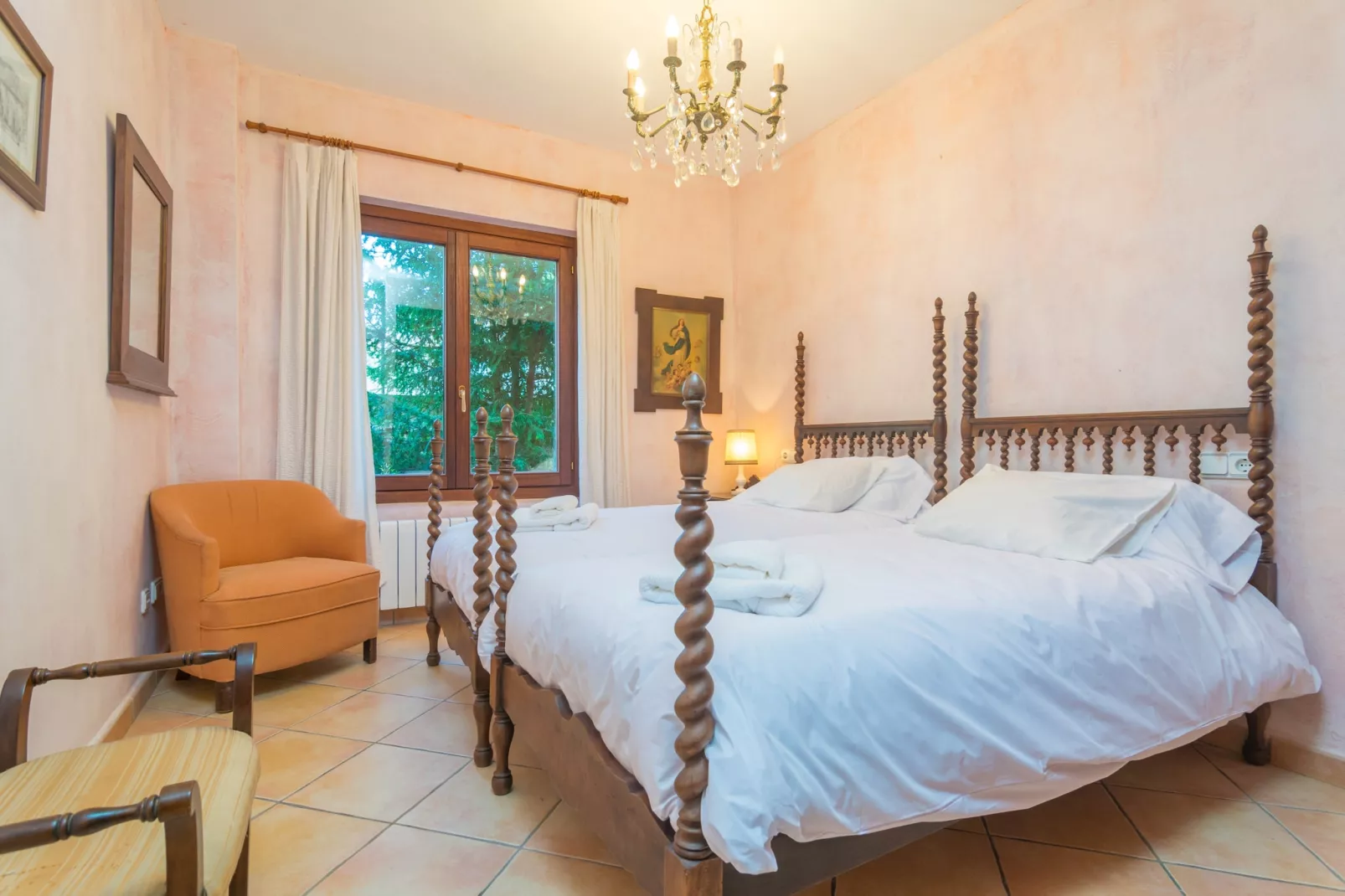 Eremus-Bedroom
