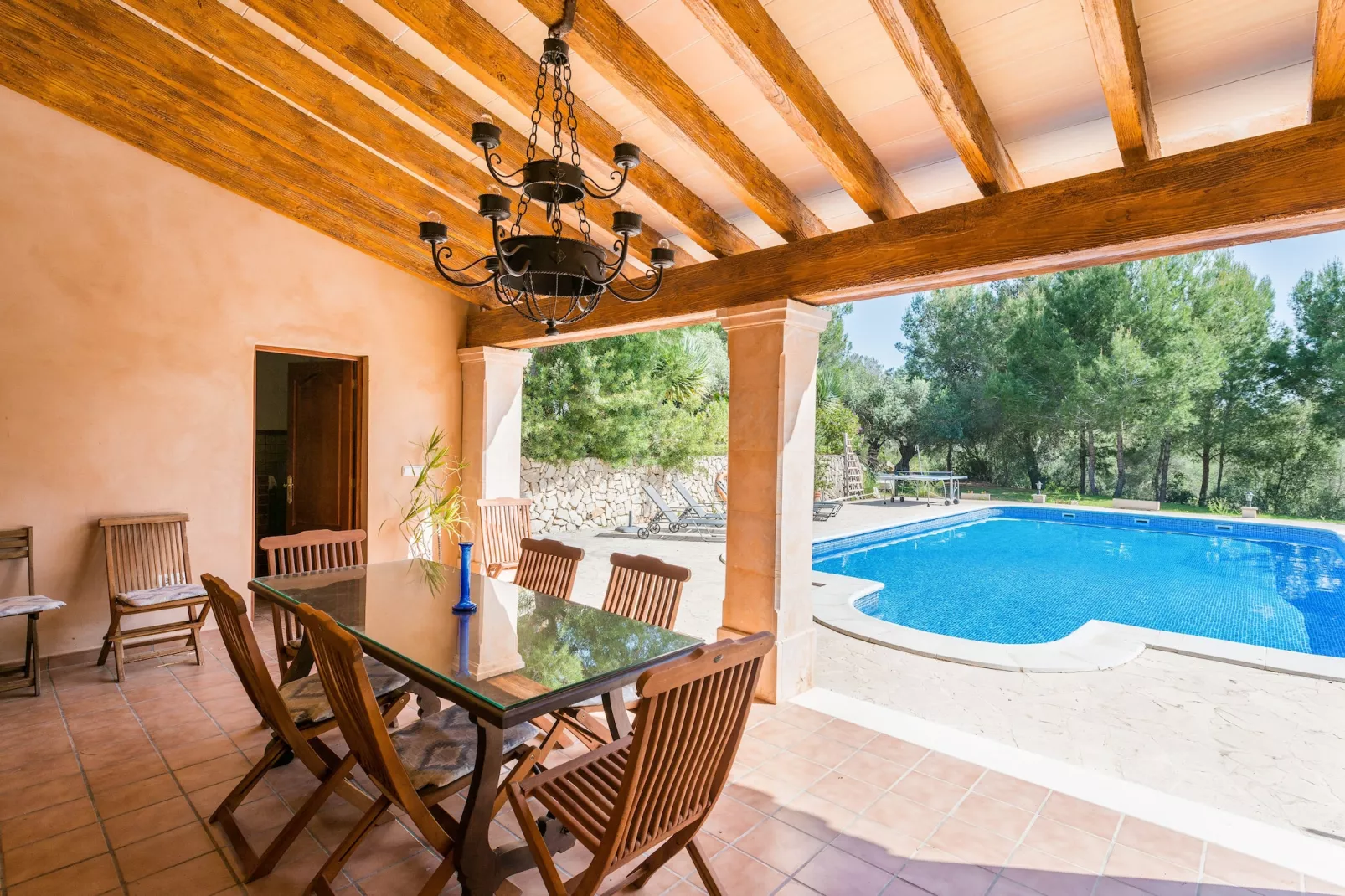 S'aguait-Terrace balcony
