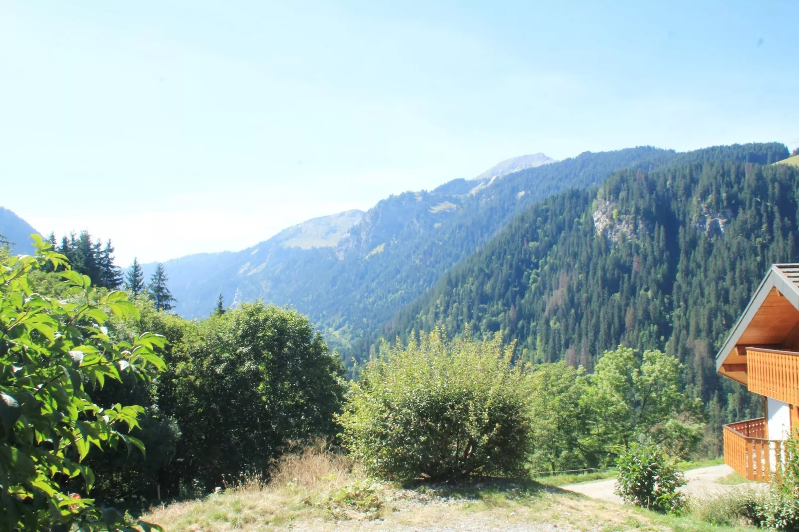 Corina CN11 QUIET & MOUNTAIN 4 Pers.-View summer