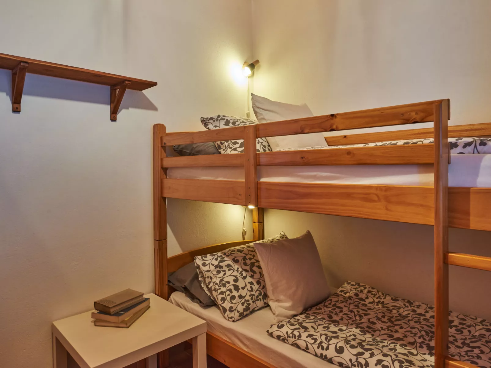Rocchetta-Inside