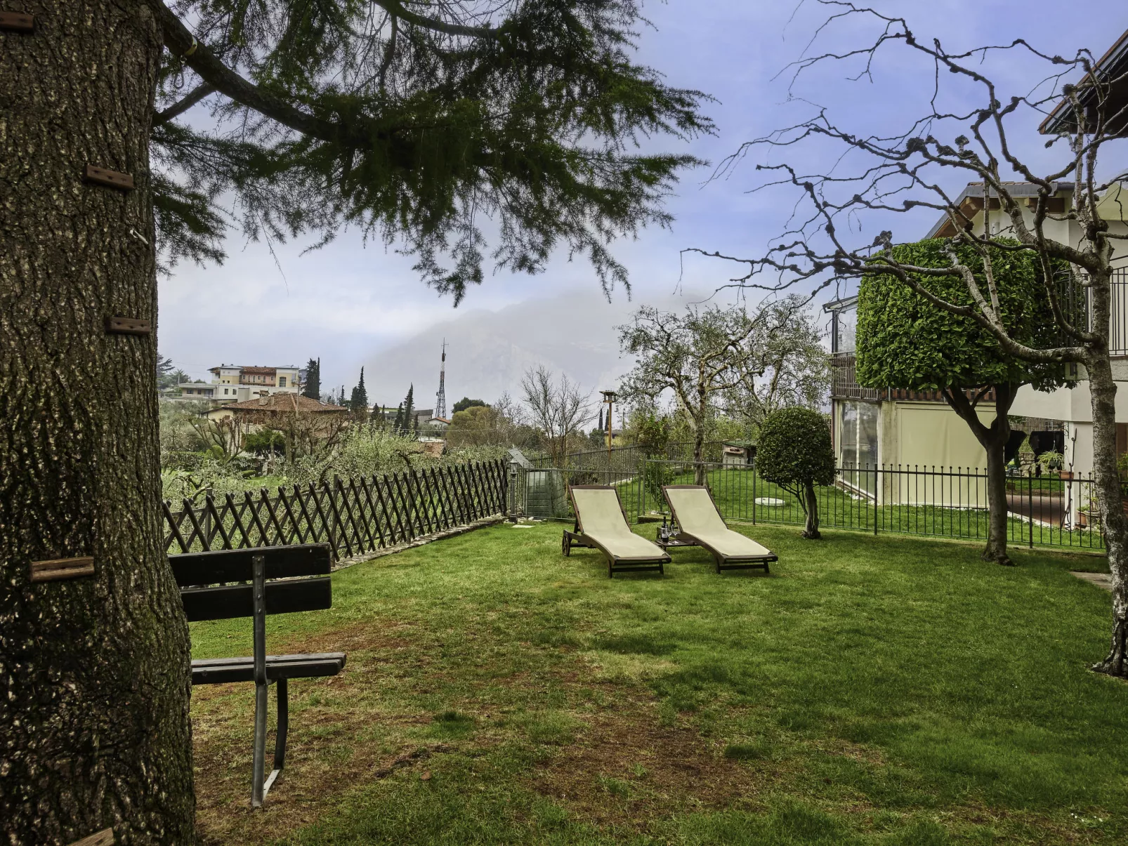 Rocchetta-Outside