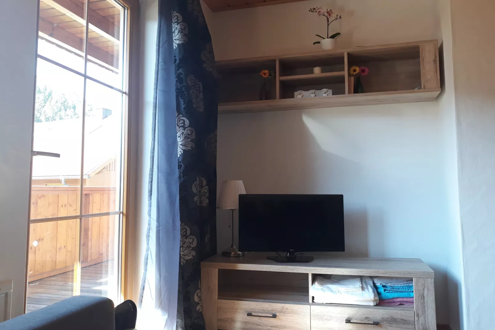 Haus Camilla-Living room