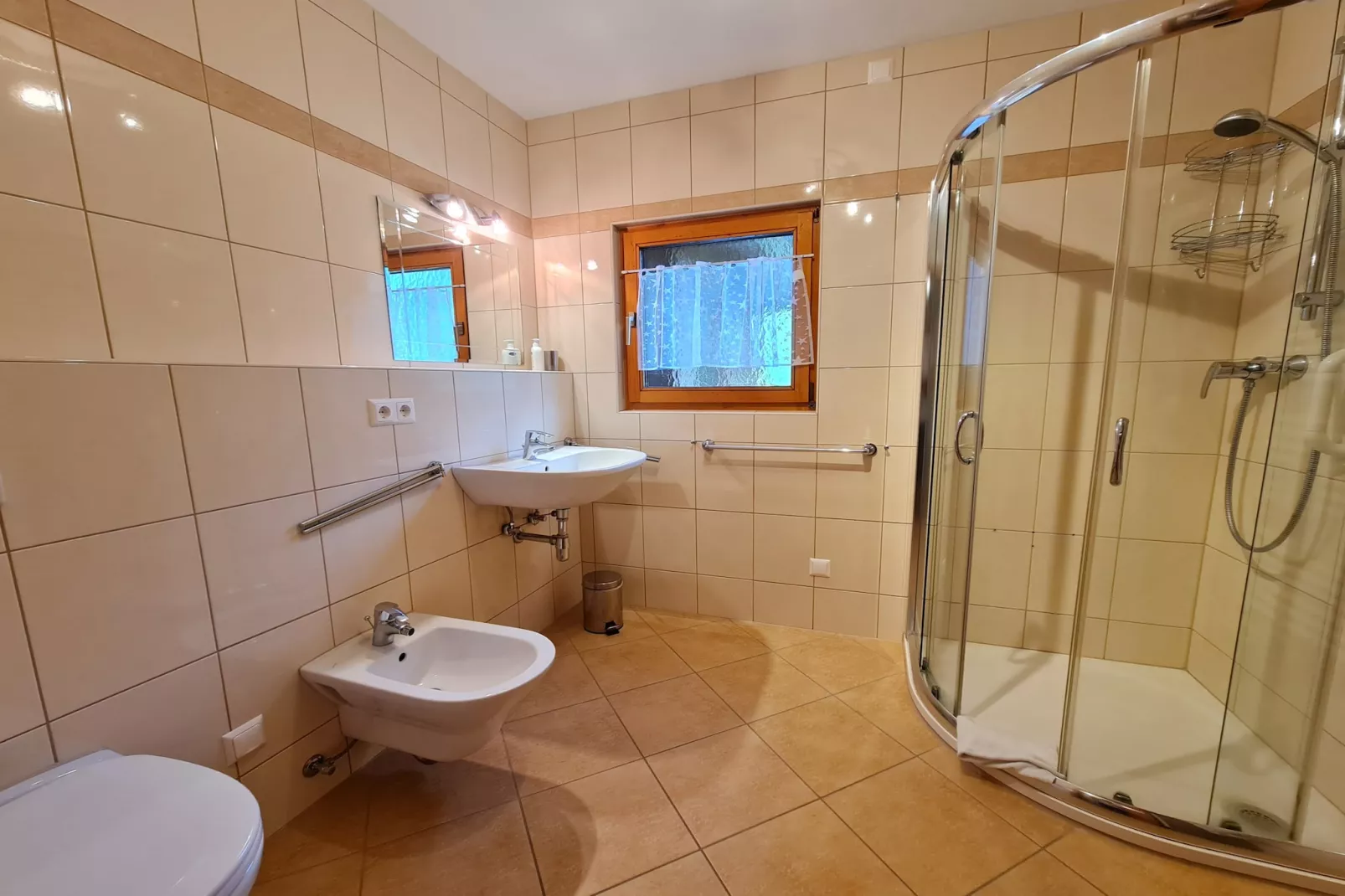 Chalet Mallnock-Bathroom