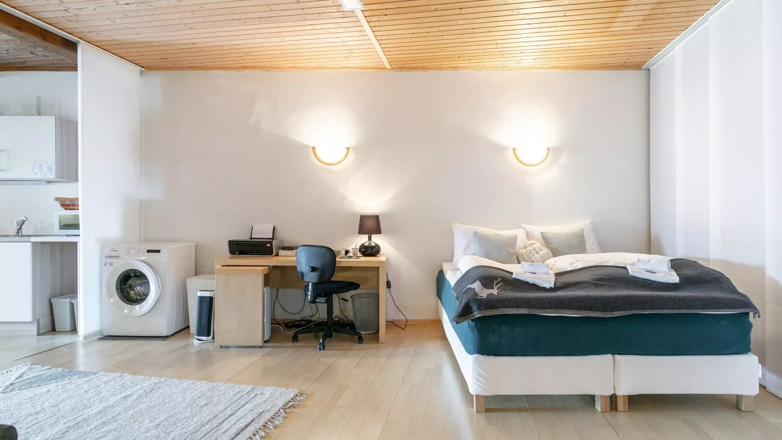 Studio Christina-Bedroom